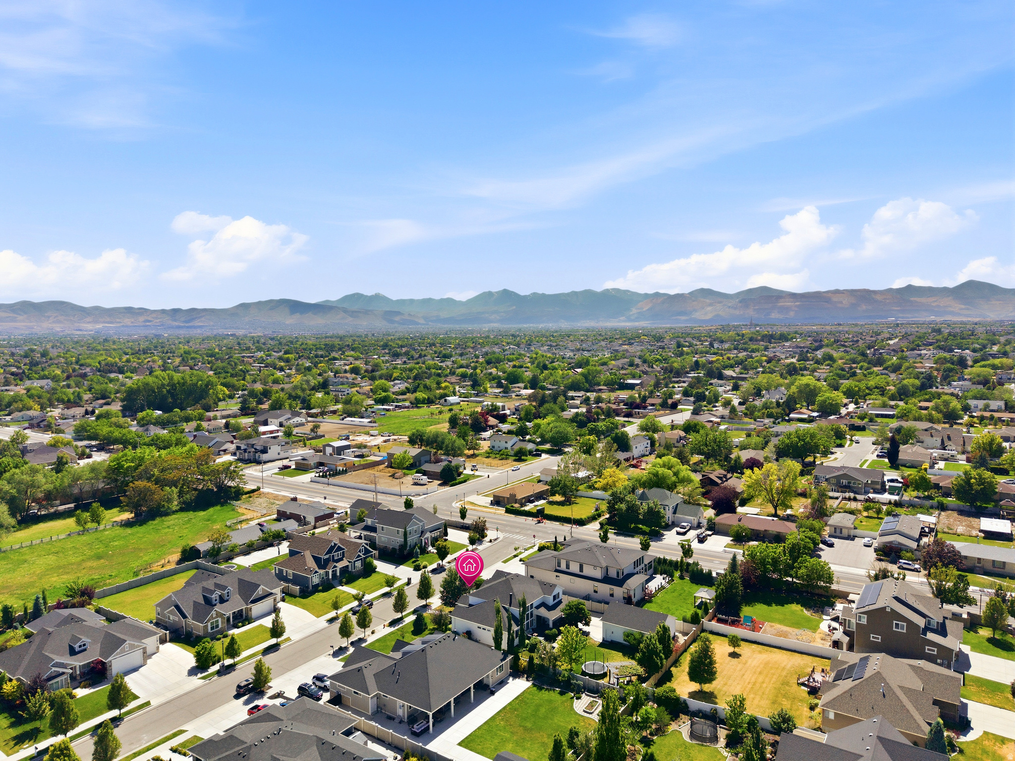 LEGEND CREEK - Residential