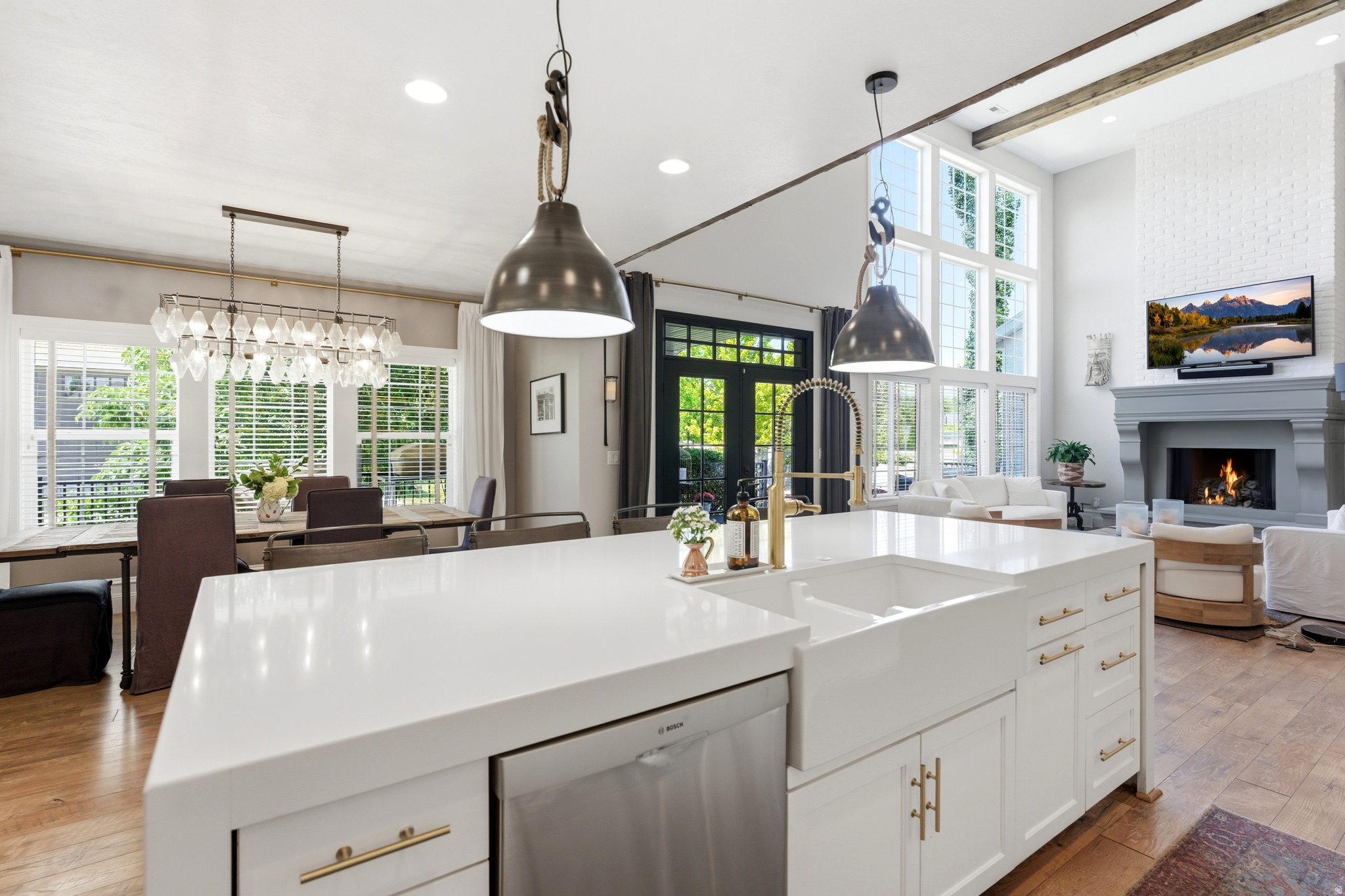LEGEND CREEK - Residential