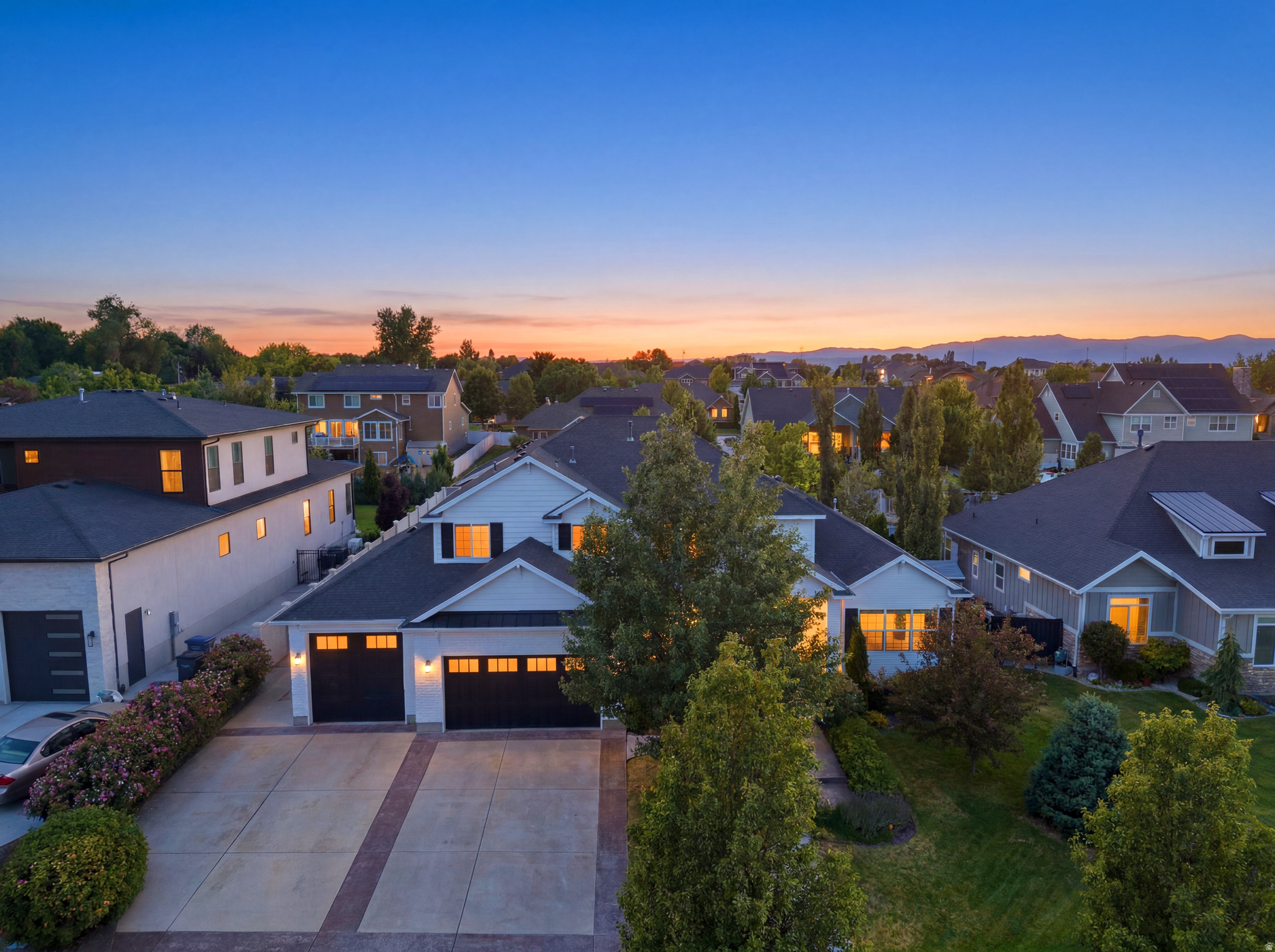 LEGEND CREEK - Residential