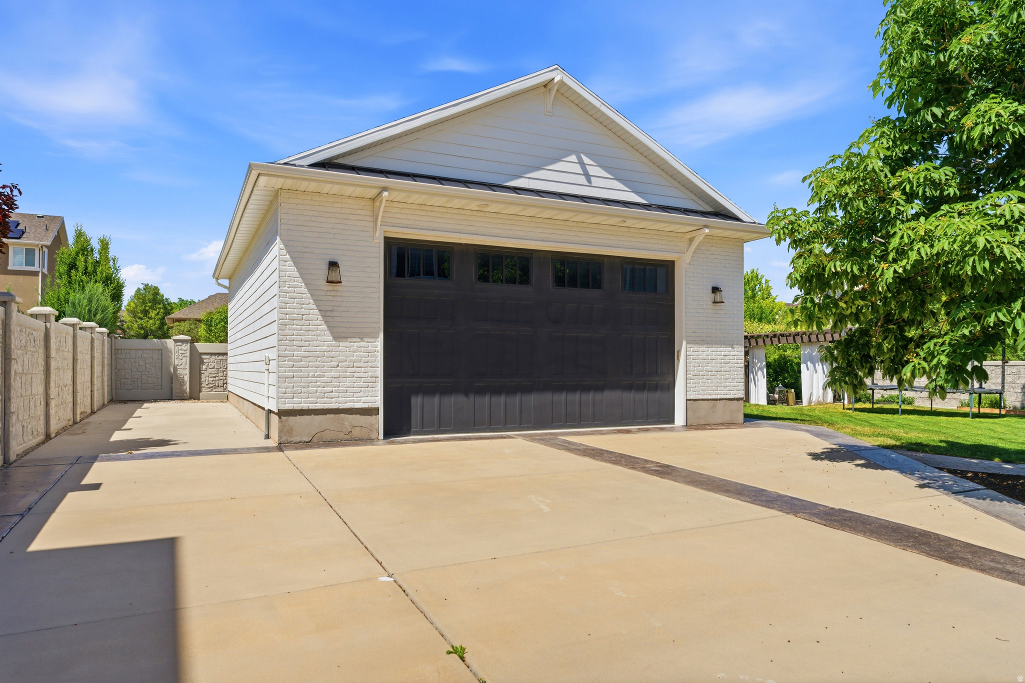 LEGEND CREEK - Residential