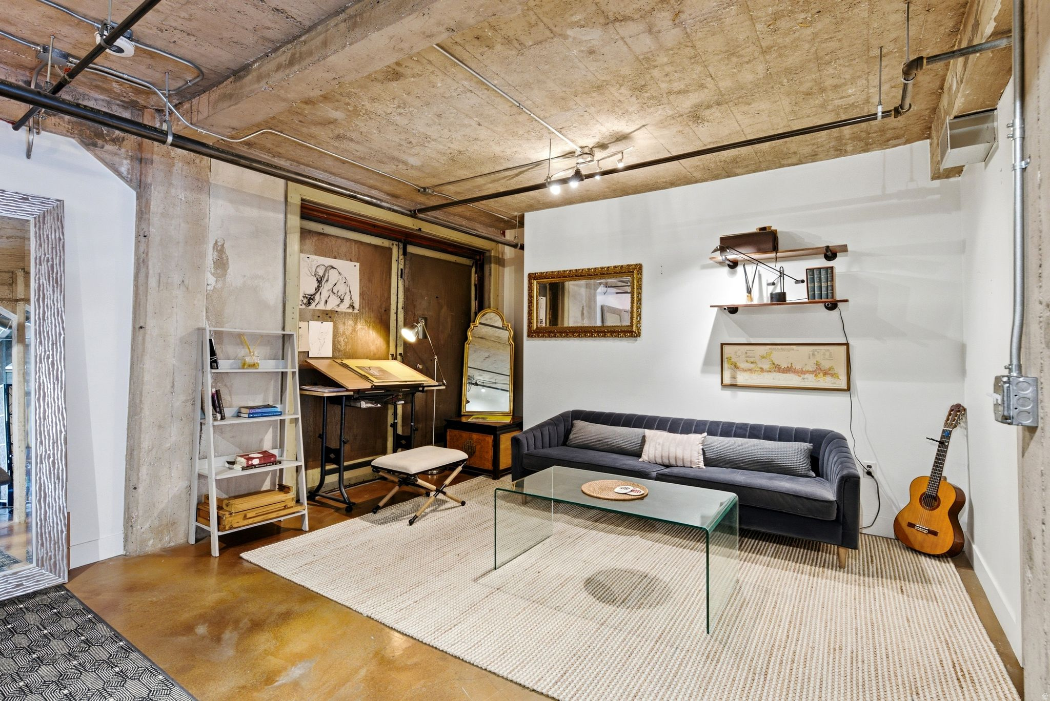 WESTGATE LOFTS - Residential