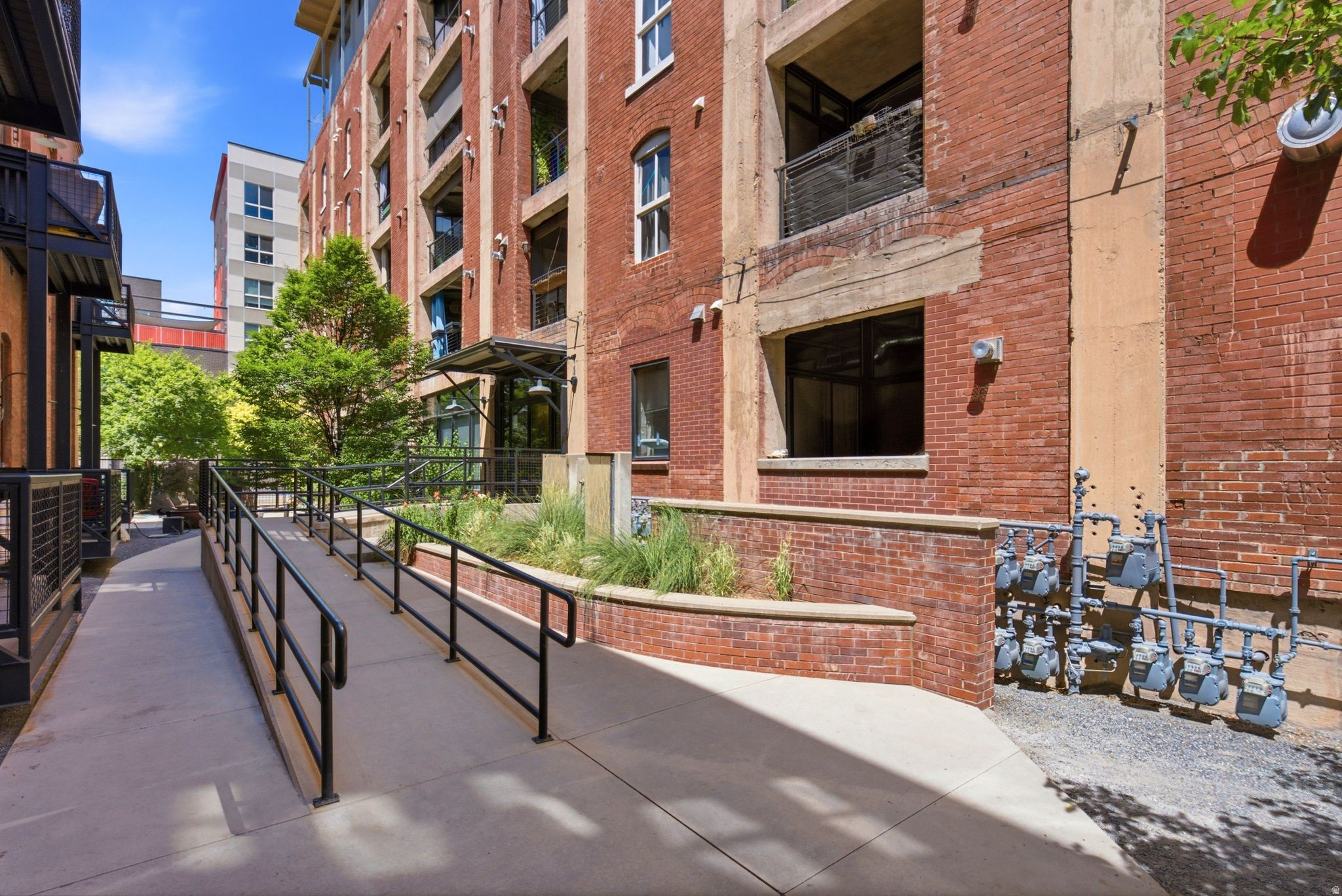 WESTGATE LOFTS - Residential