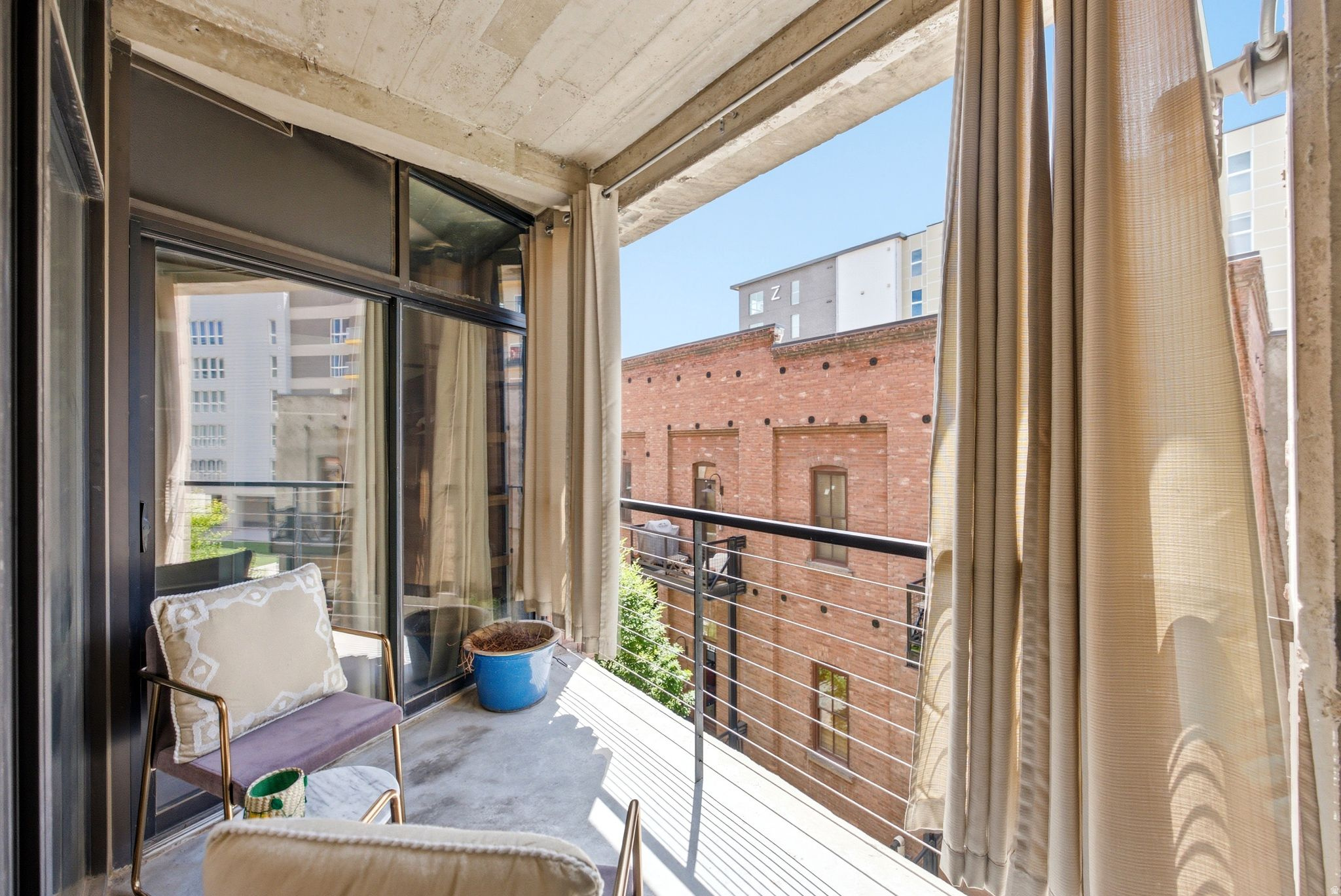 WESTGATE LOFTS - Residential