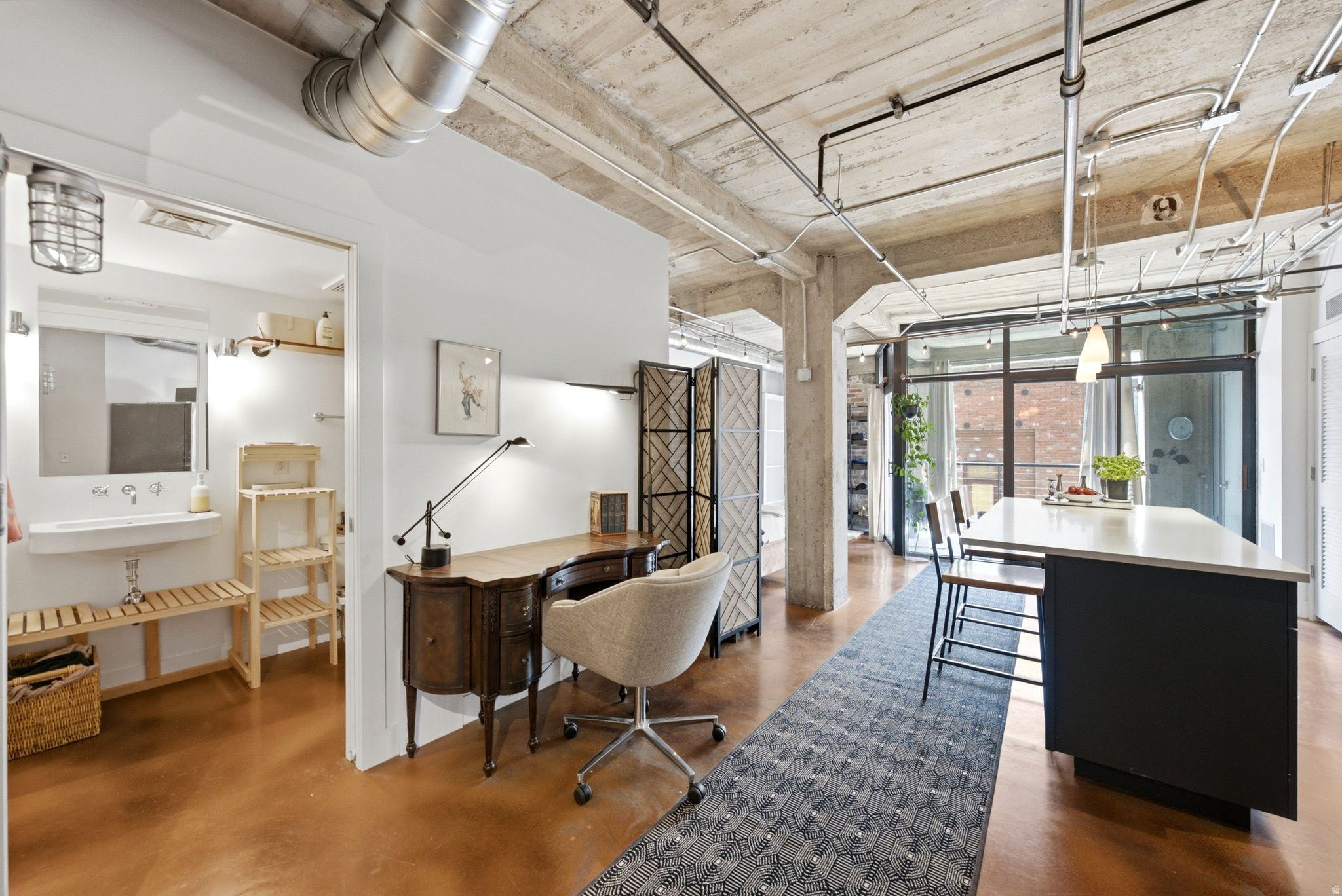 WESTGATE LOFTS - Residential
