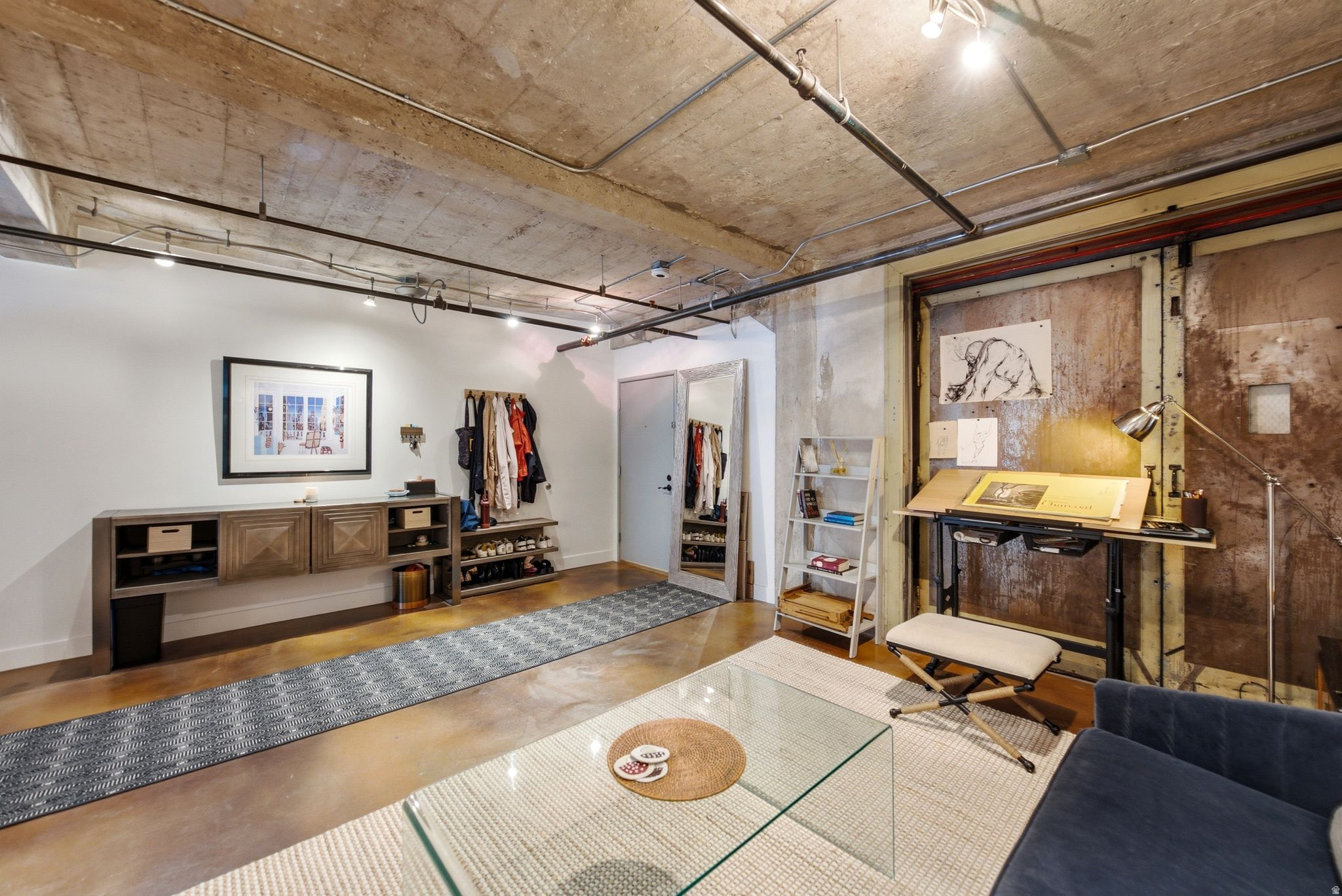WESTGATE LOFTS - Residential
