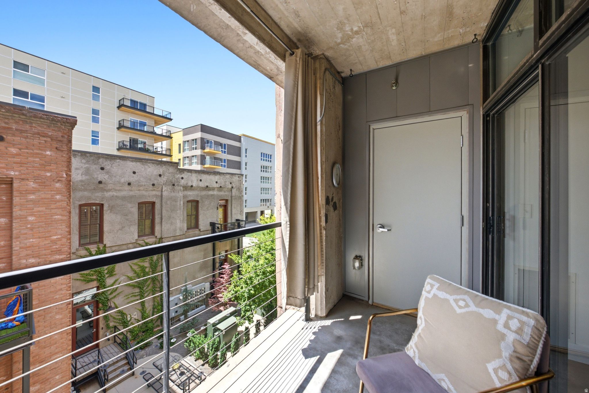 WESTGATE LOFTS - Residential