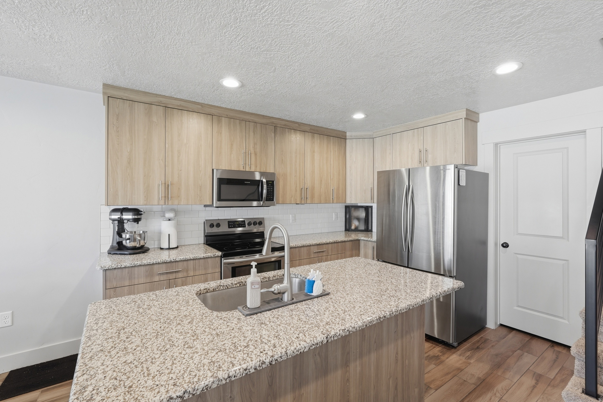FREEDOM LANDING - Residential