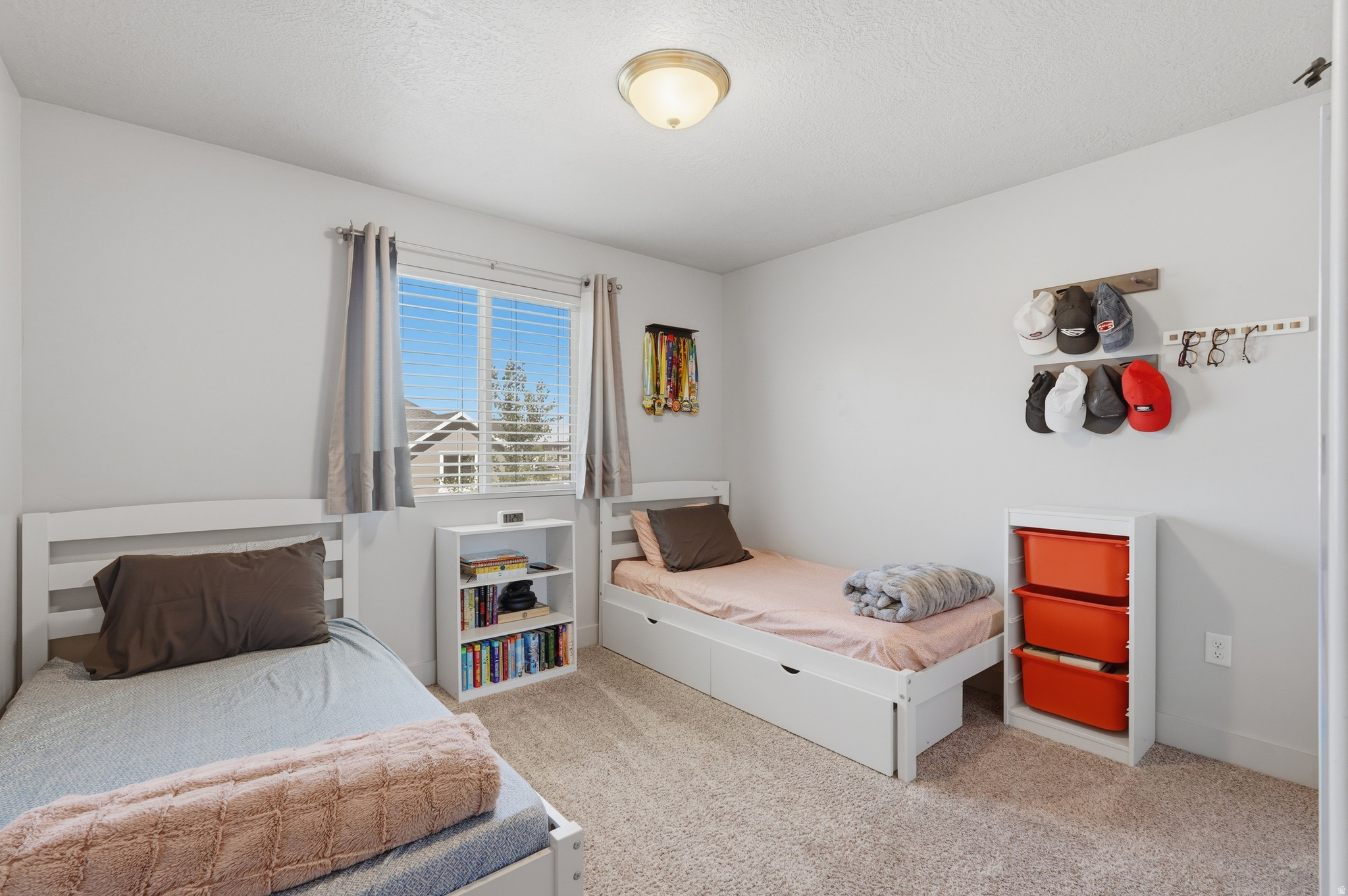FREEDOM LANDING - Residential