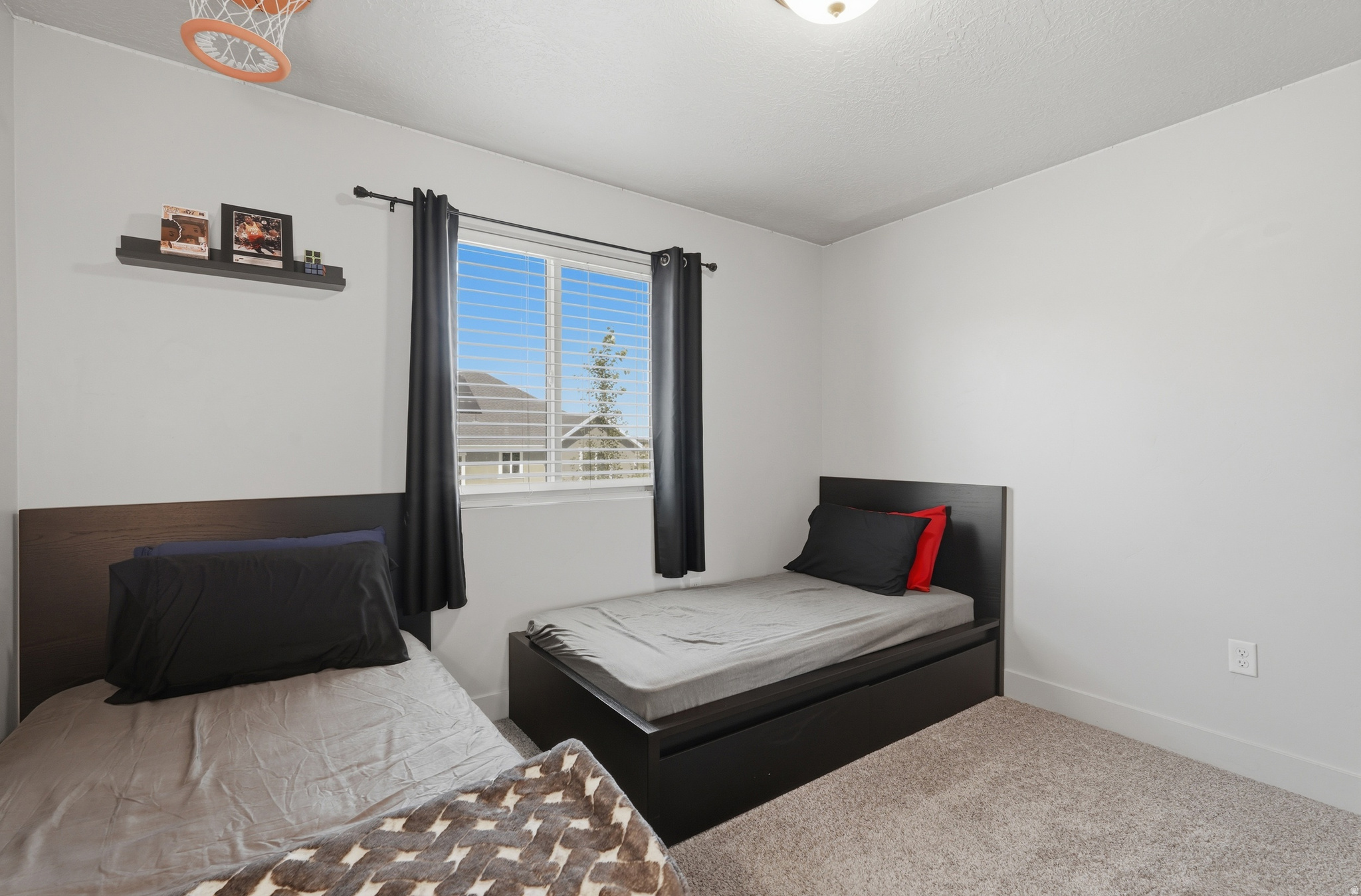 FREEDOM LANDING - Residential
