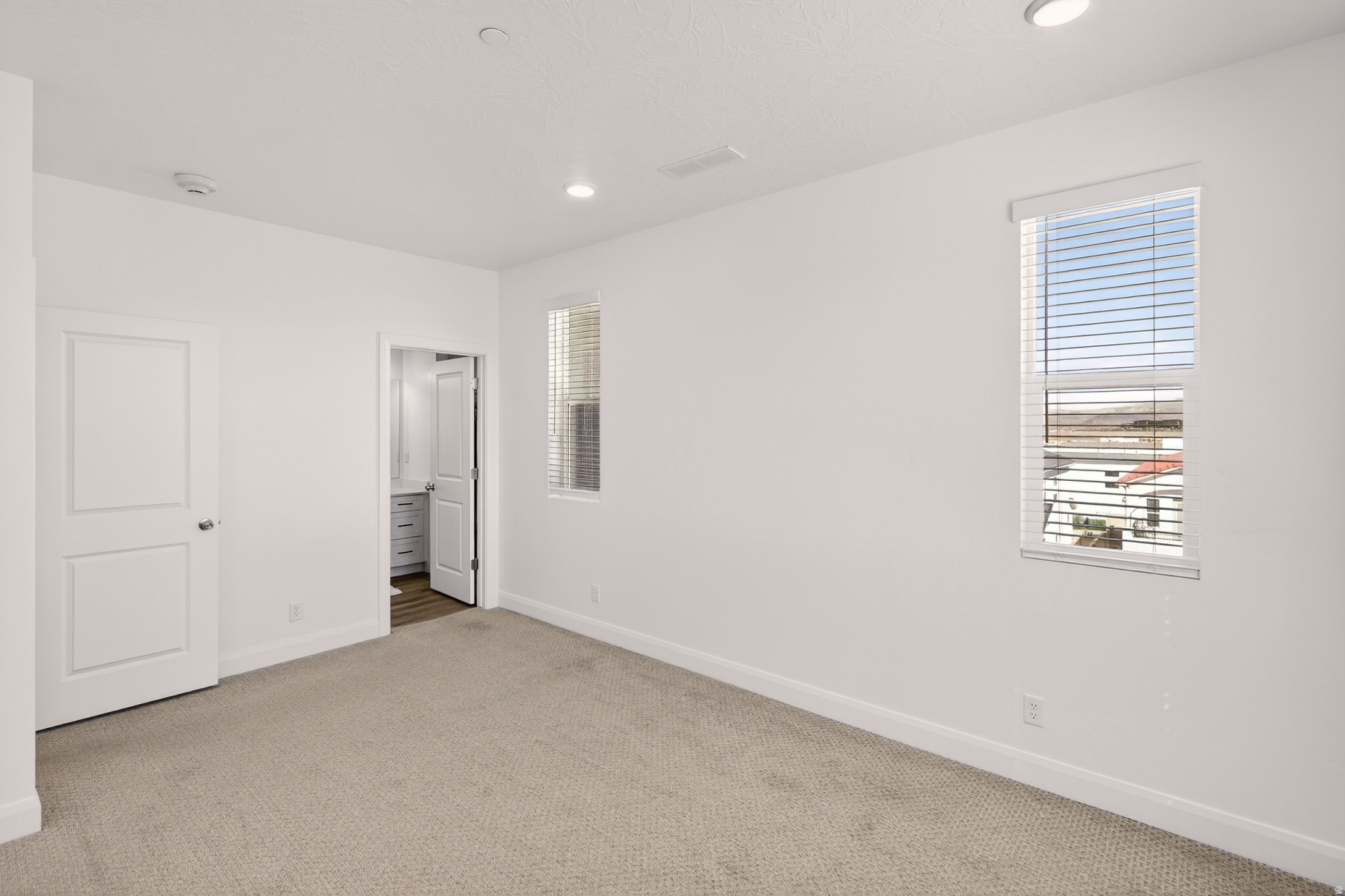 AUBURN HILLS 18C CONDOMINIUMS - Residential