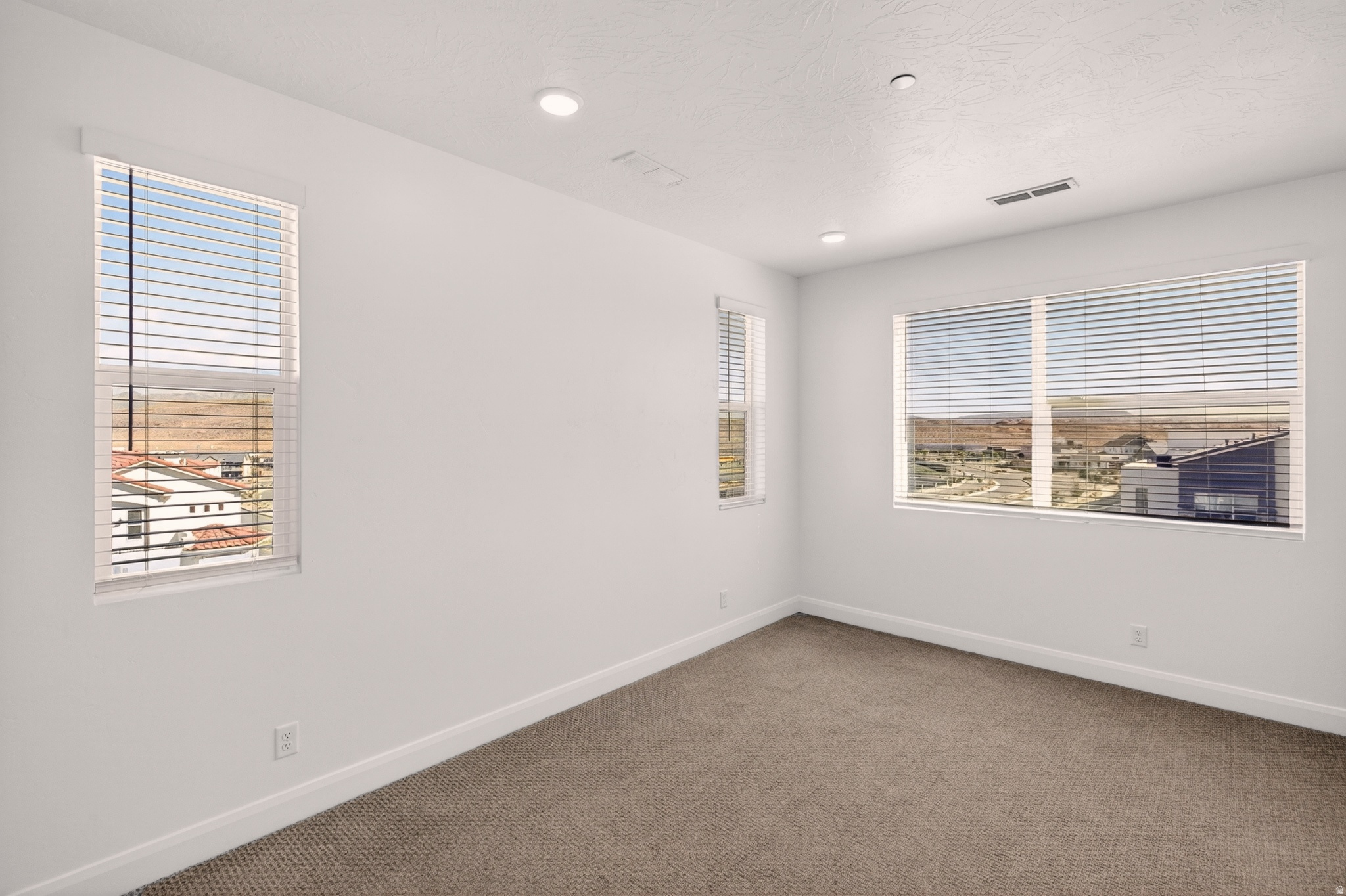 AUBURN HILLS 18C CONDOMINIUMS - Residential