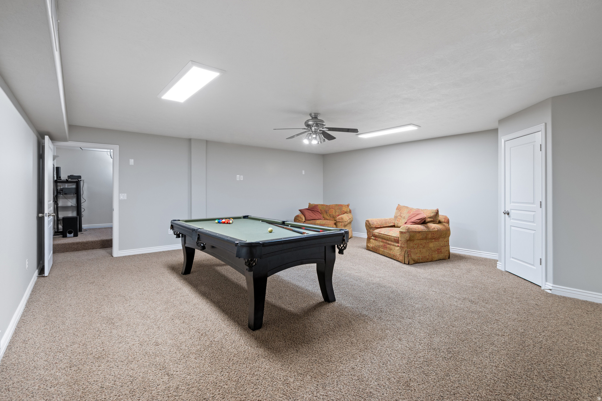 HUNTERS GROVE - Residential
