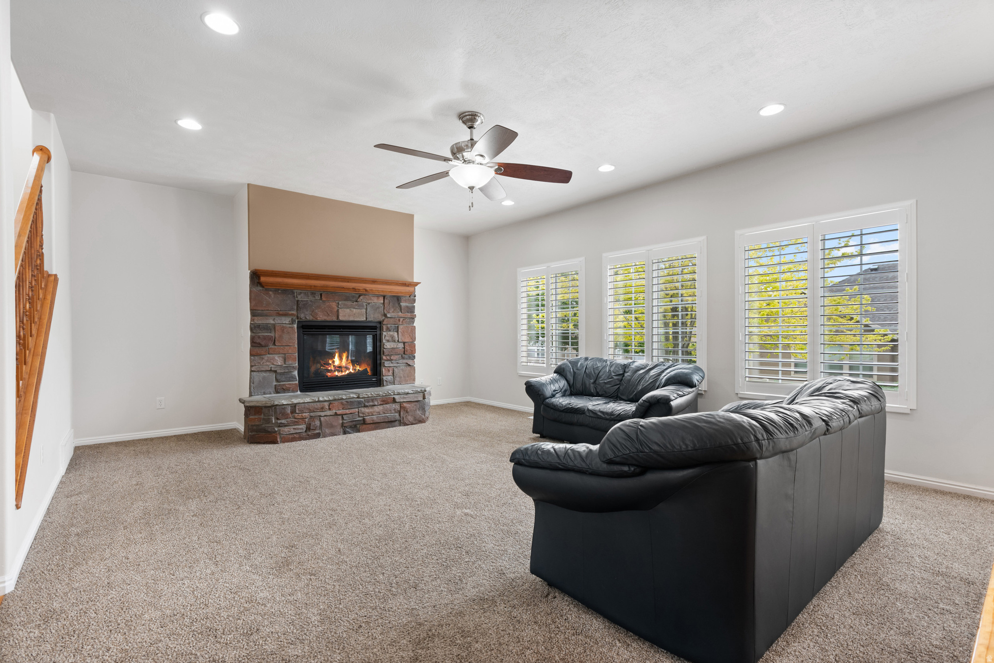 HUNTERS GROVE - Residential