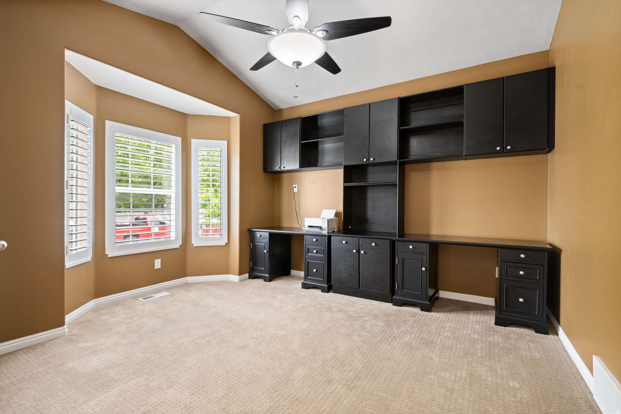 HUNTERS GROVE - Residential