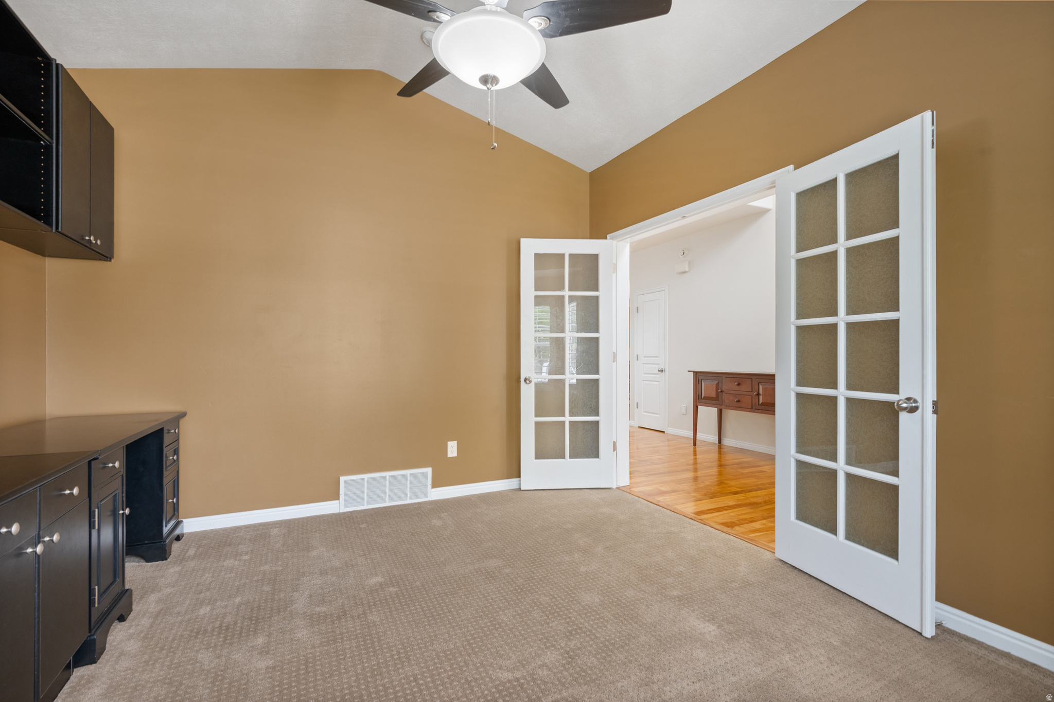 HUNTERS GROVE - Residential