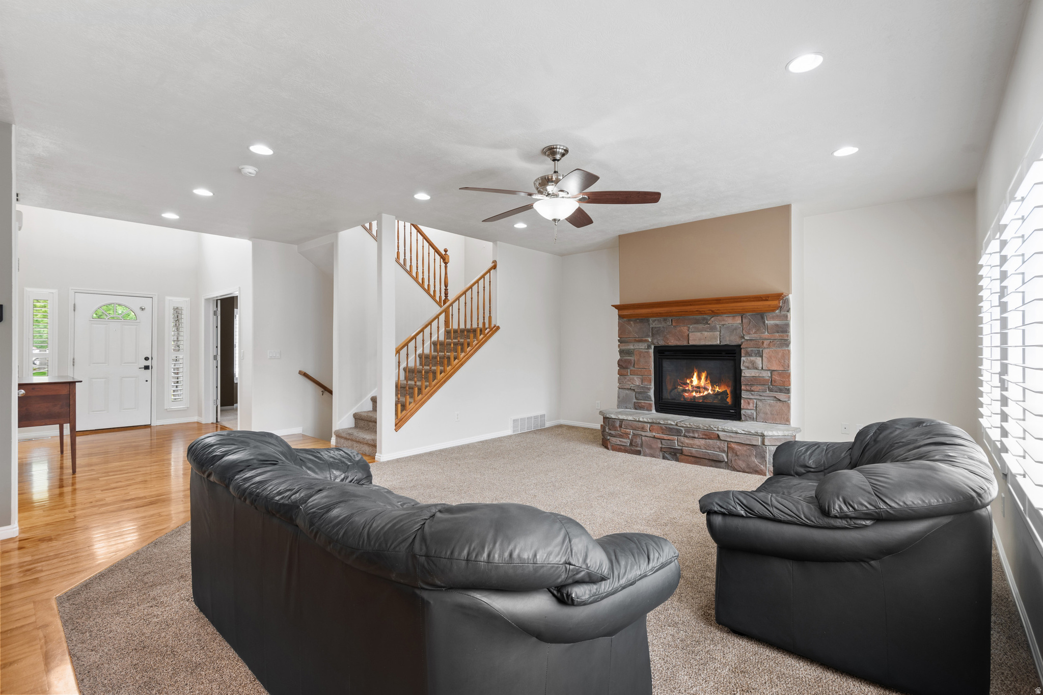 HUNTERS GROVE - Residential