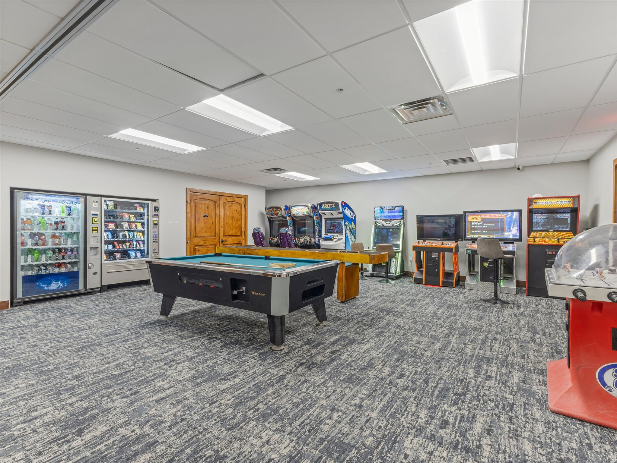 SILVERADO LODGE CONDOMINIUM - Residential