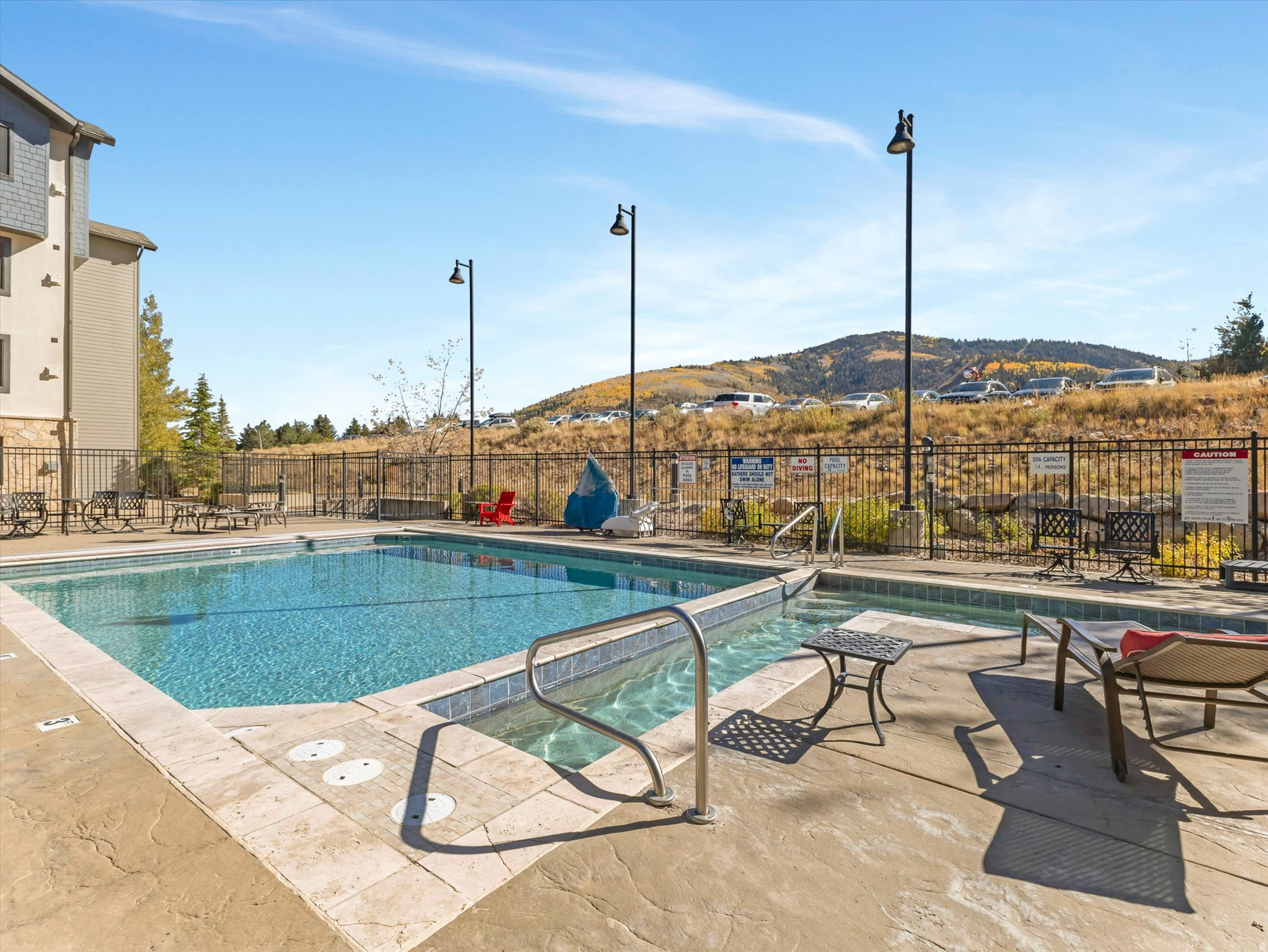 SILVERADO LODGE CONDOMINIUM - Residential