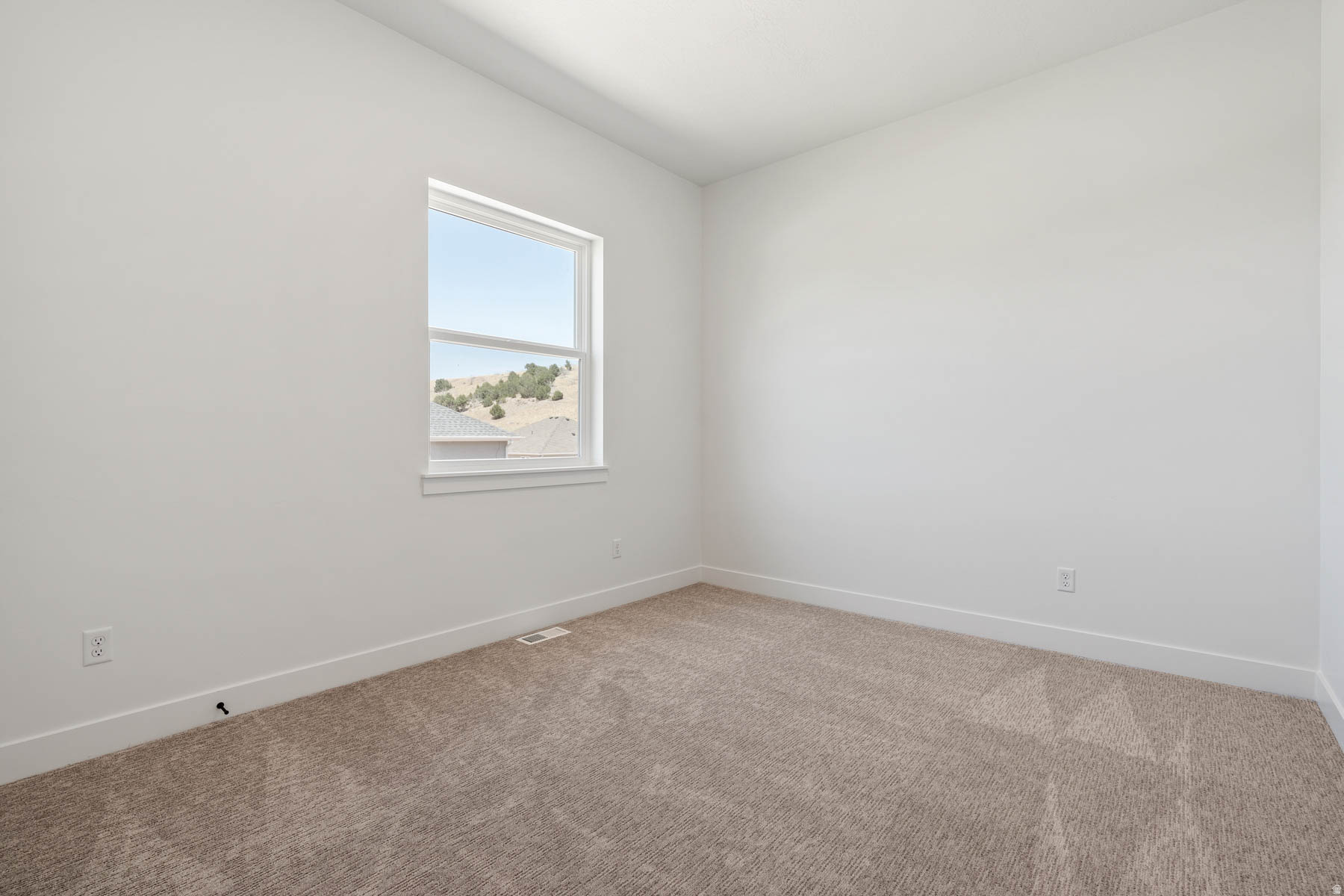 VISTAS AT SUMMIT RDG - Residential