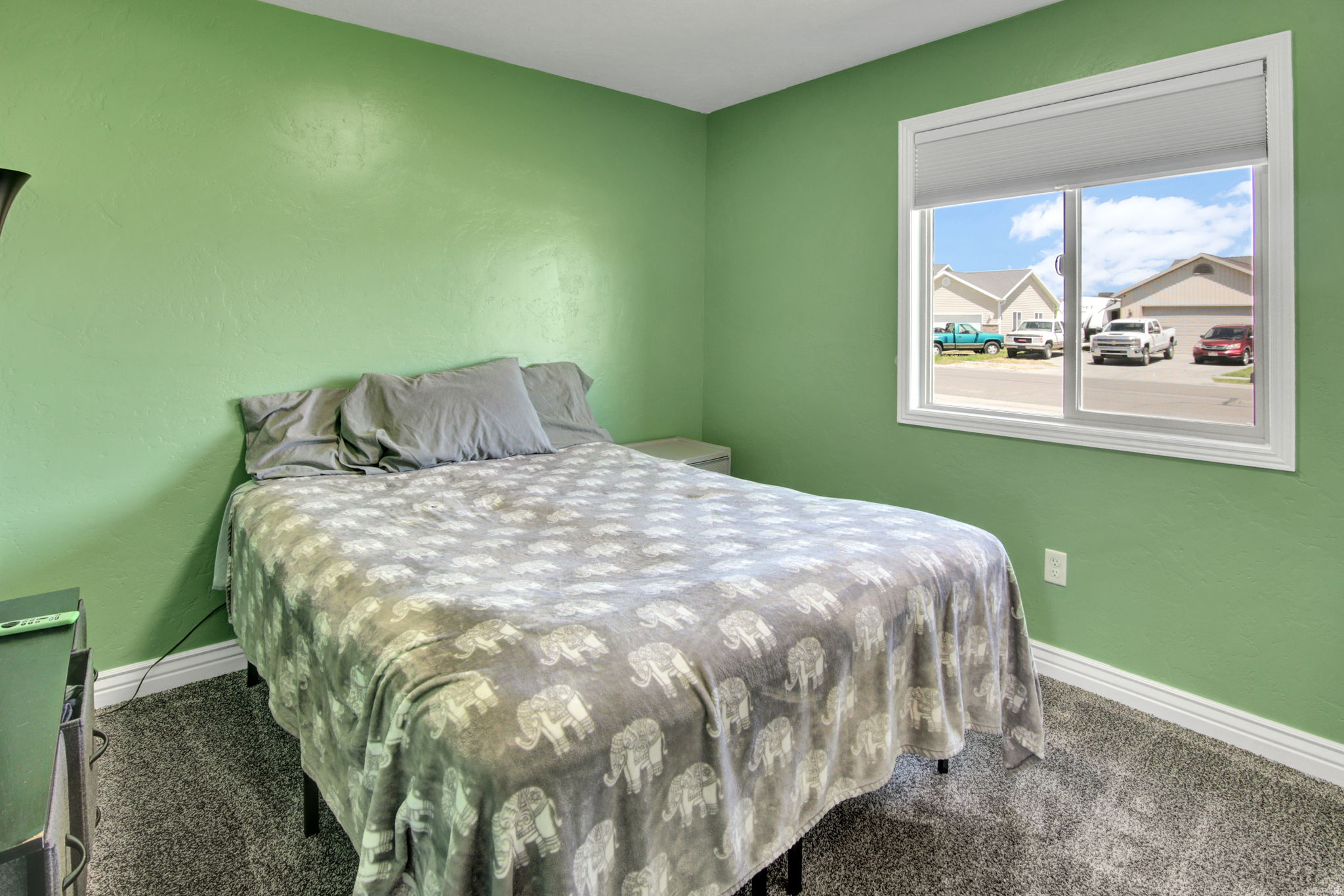 CHATEAU RIVER PH2 - Residential