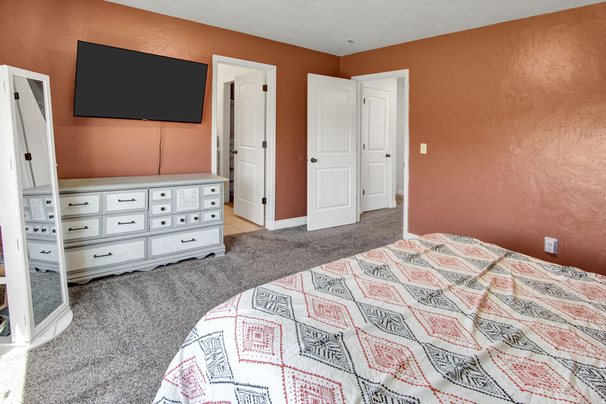 CHATEAU RIVER PH2 - Residential