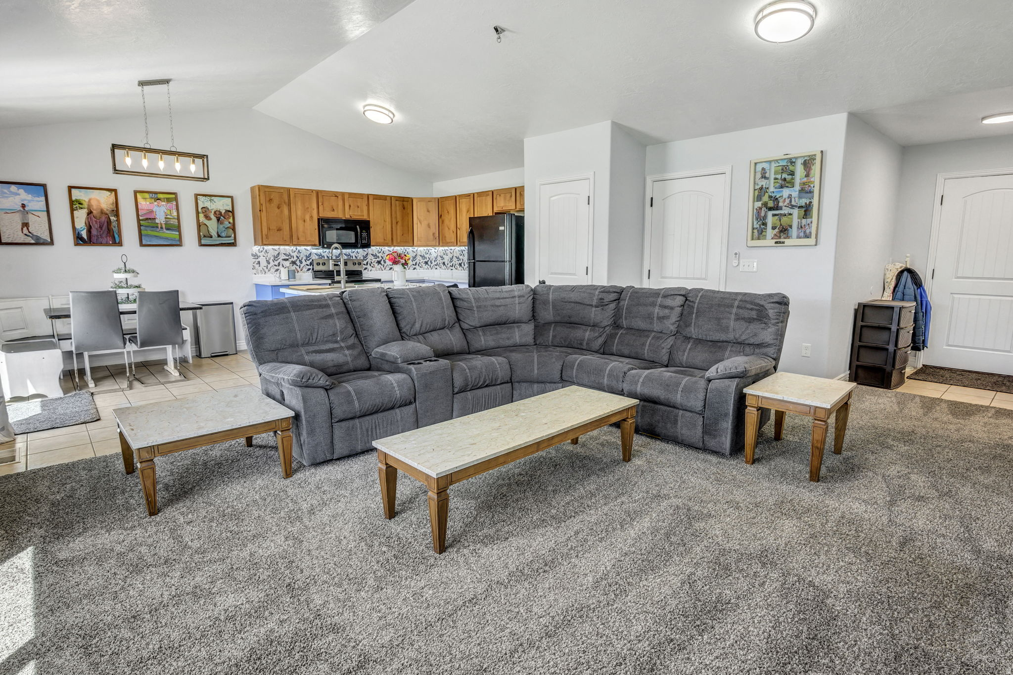 CHATEAU RIVER PH2 - Residential