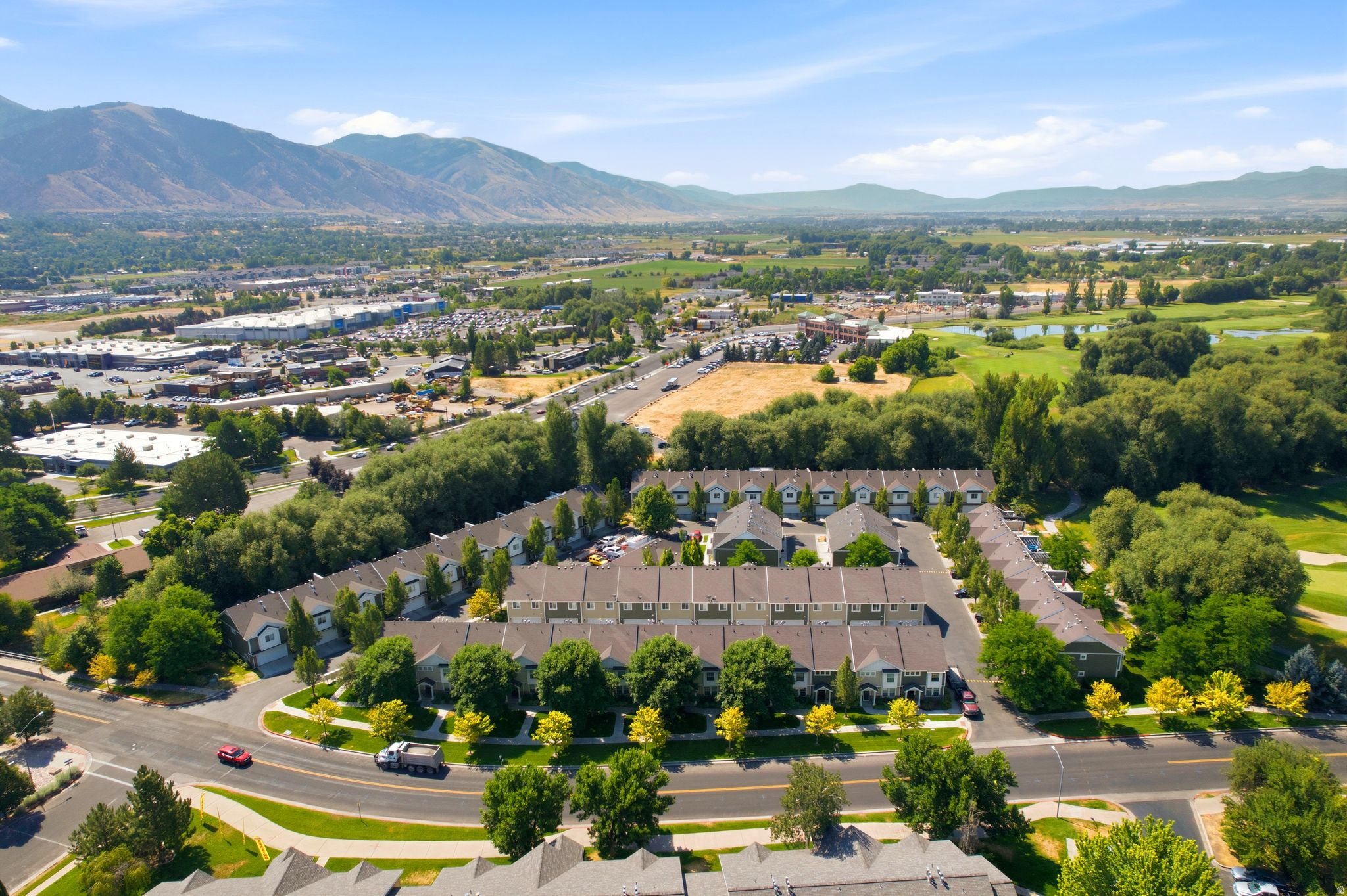 RIVERCROSSING - Residential