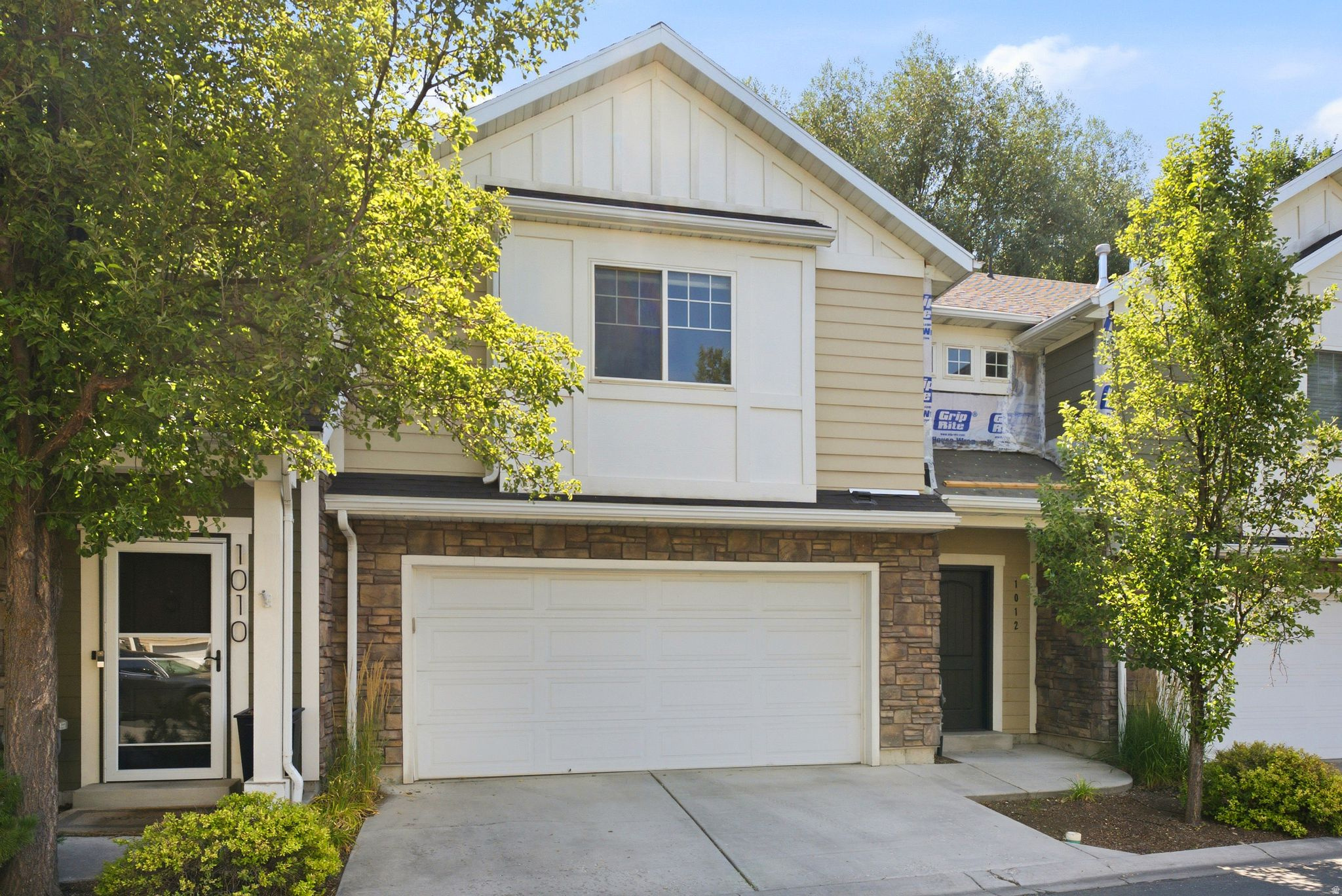 RIVERCROSSING - Residential