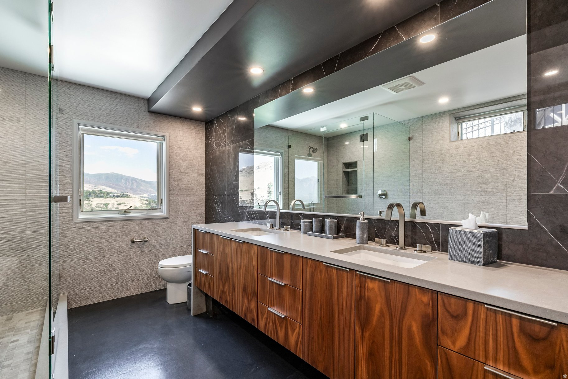 CAPITOL HILLS PLAT C - Residential
