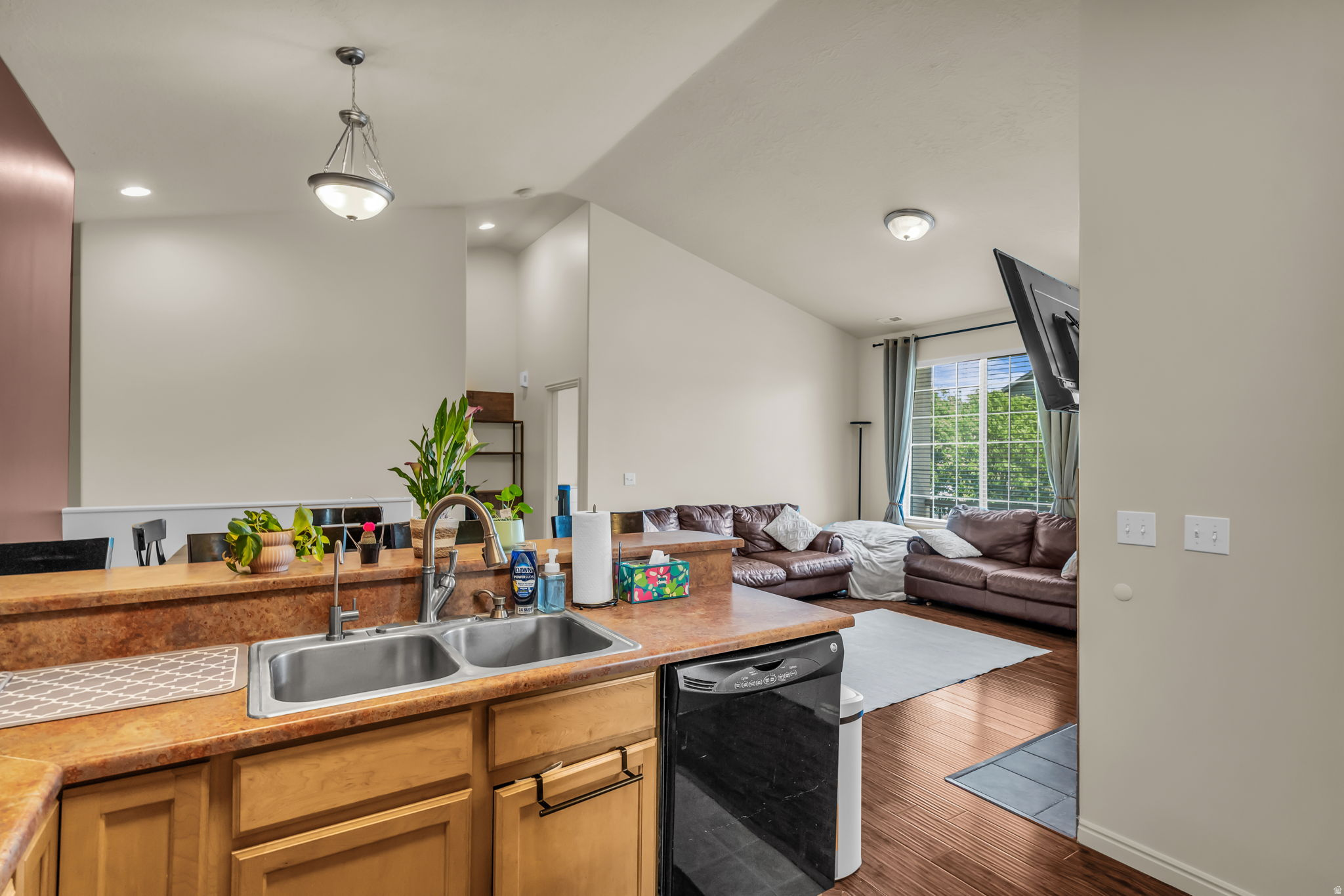 COVENTRY AT FOXBORO - Residential