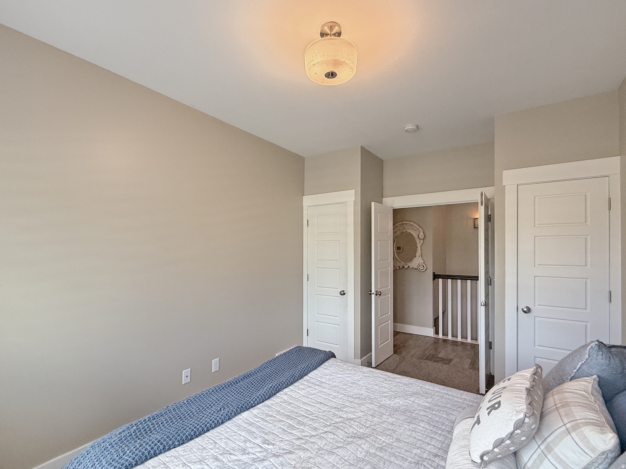 SLEEPY HOLLOW ESTATE - Residential