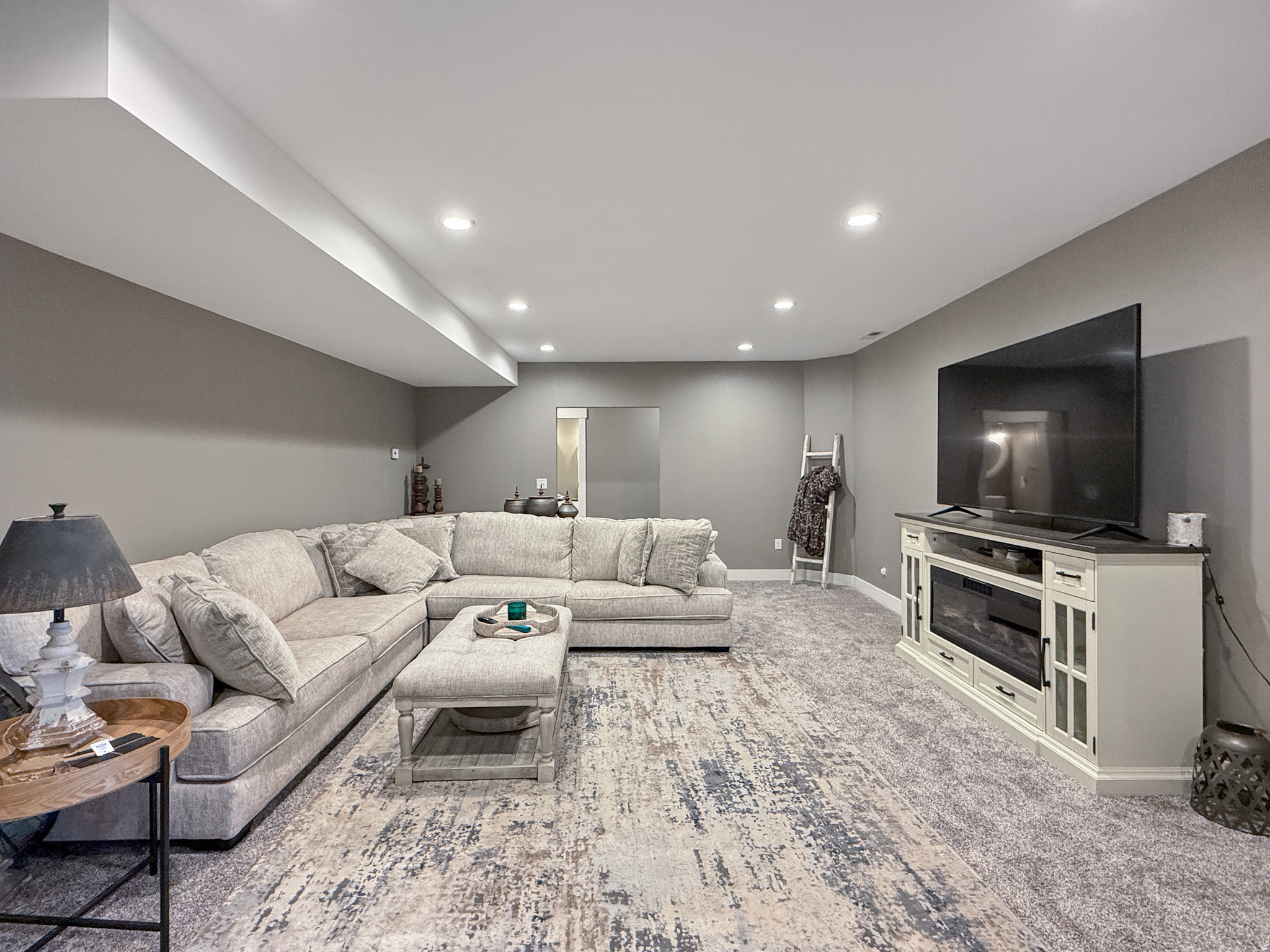 SLEEPY HOLLOW ESTATE - Residential