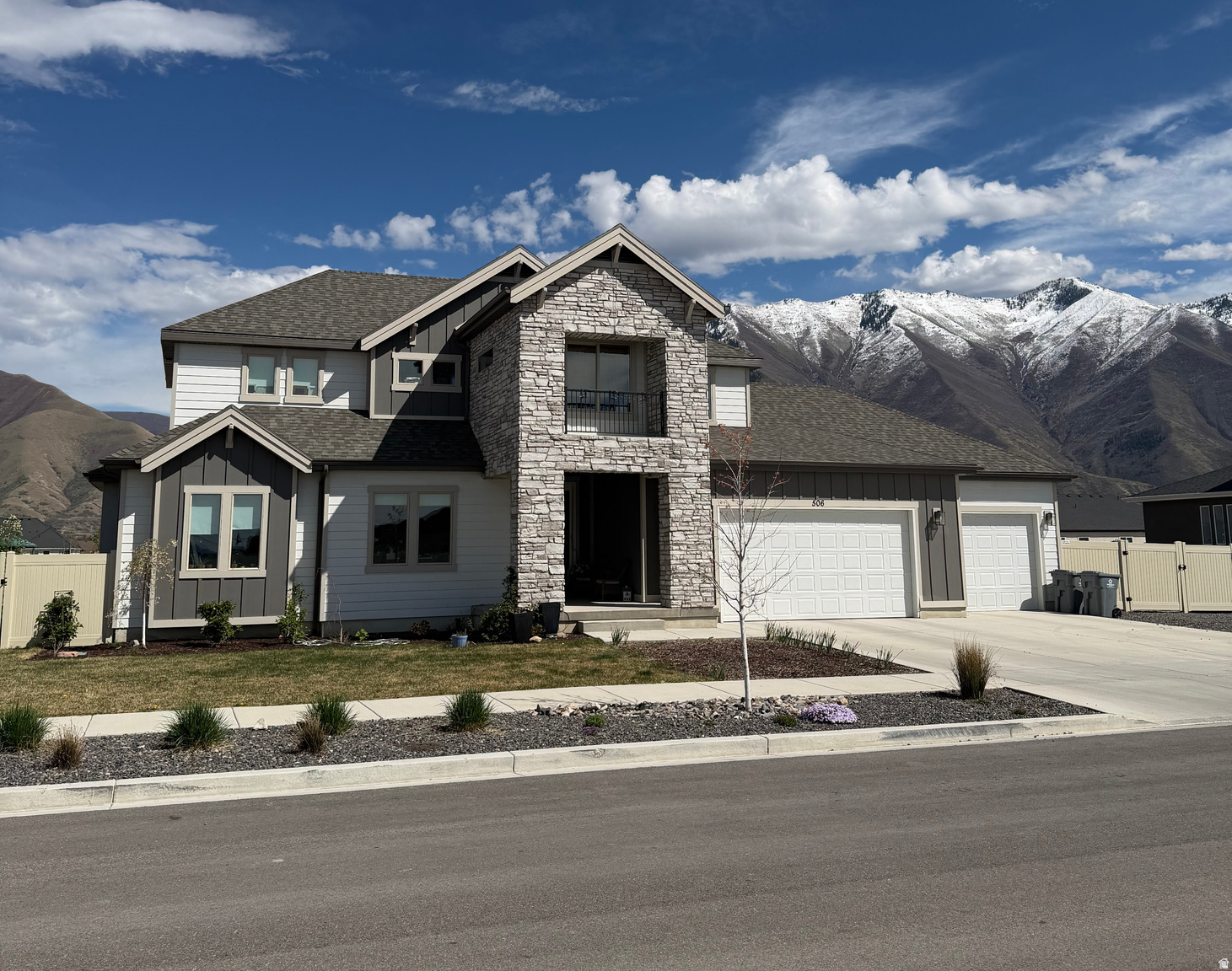 OAKRIDGE COVE - Residential
