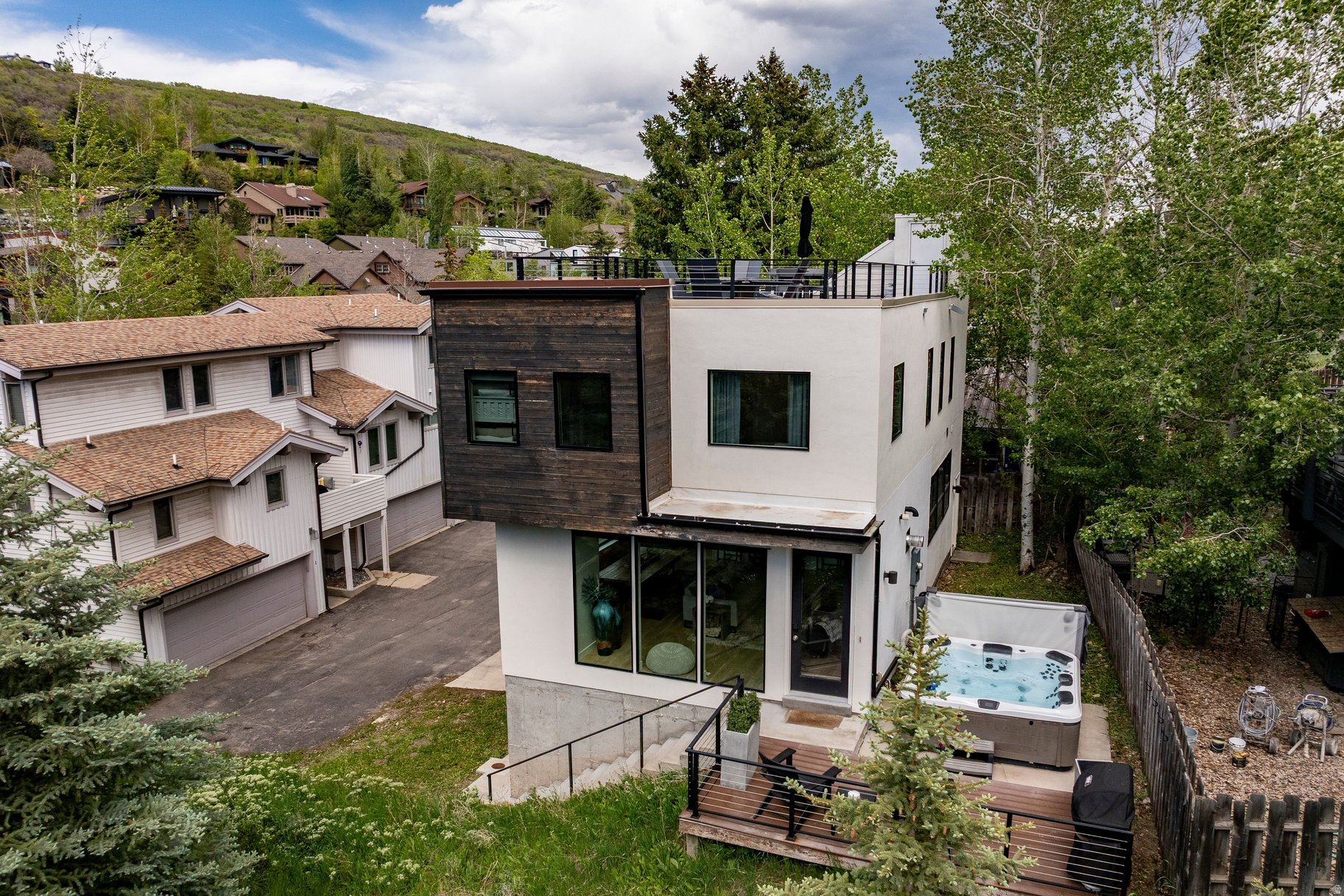 PEARL WEST SUBDIVISI - Residential