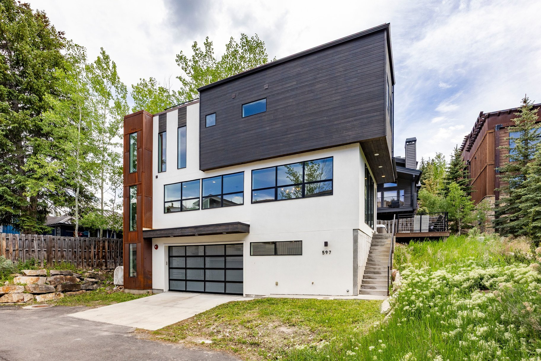 PEARL WEST SUBDIVISI - Residential