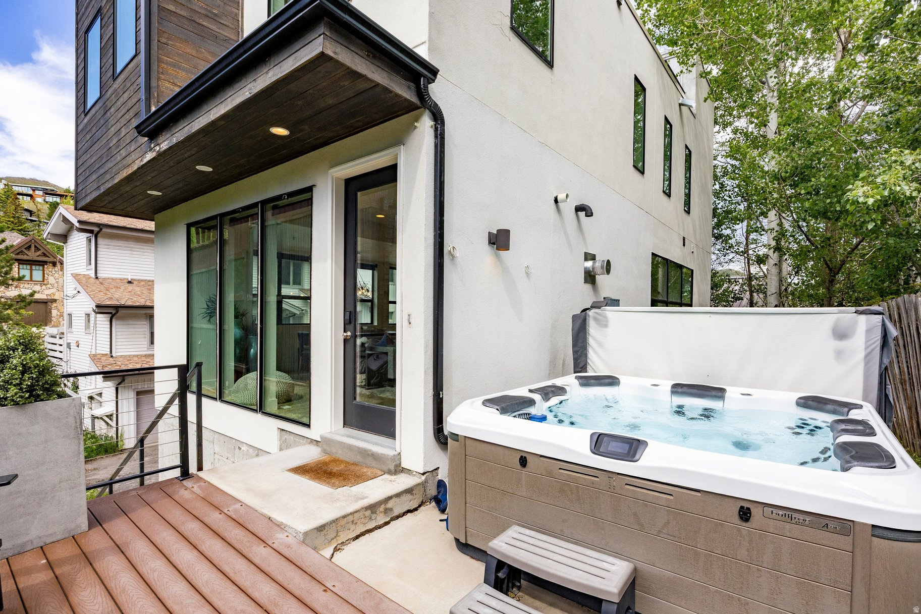 PEARL WEST SUBDIVISI - Residential