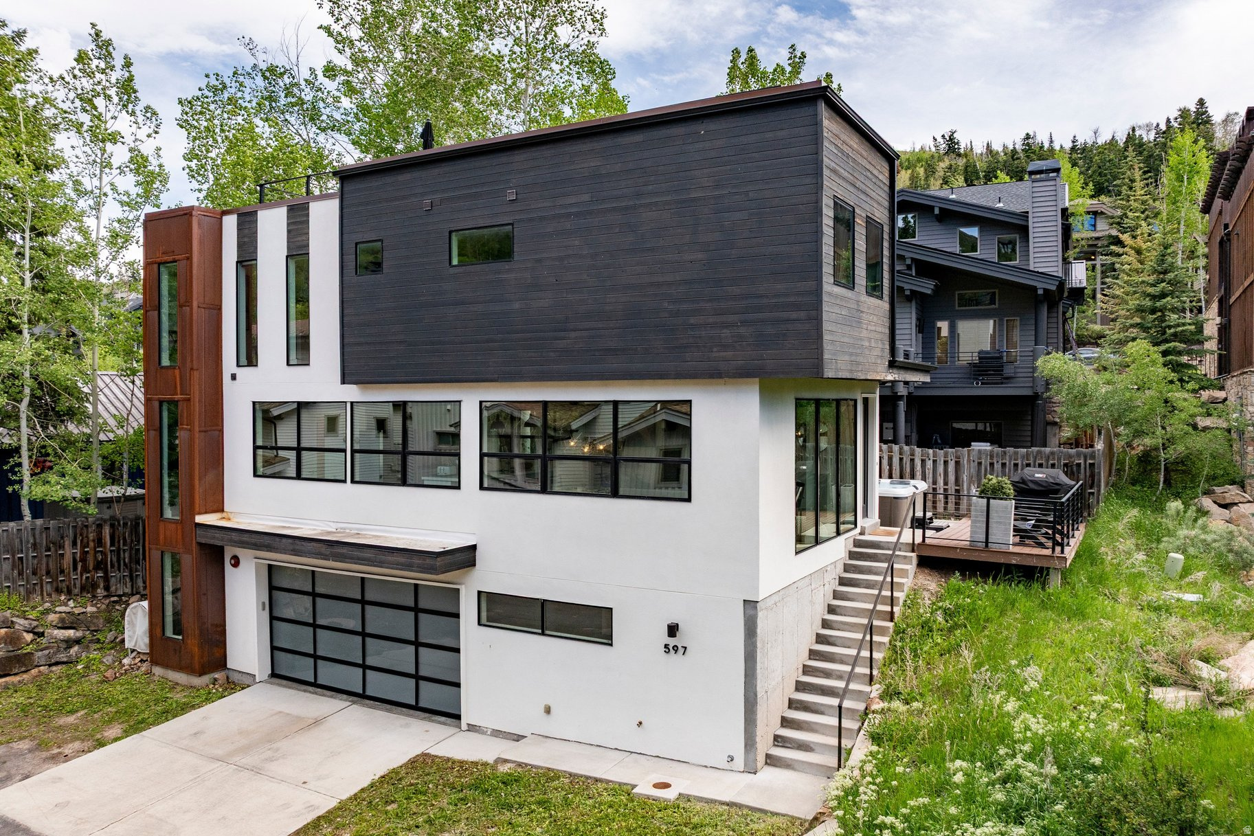 PEARL WEST SUBDIVISI - Residential