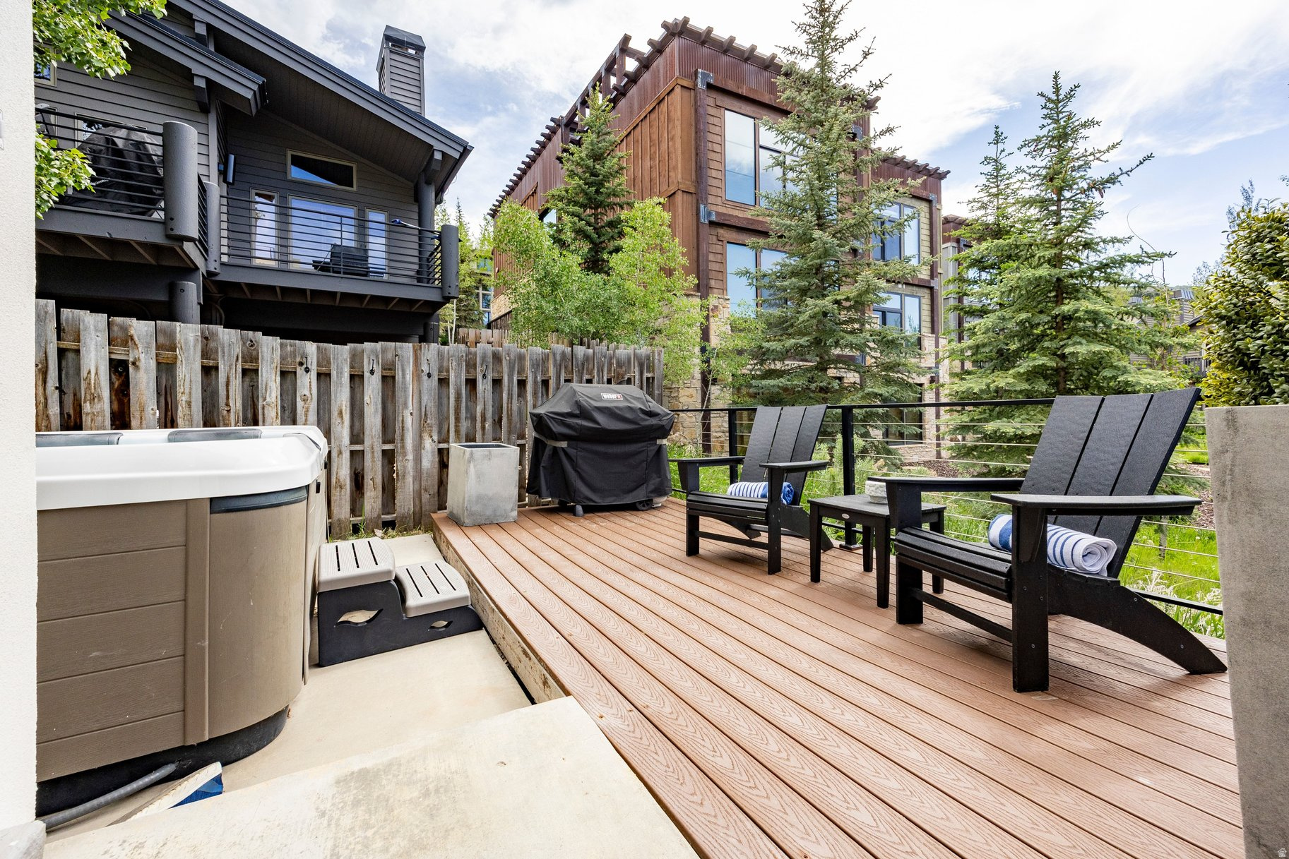 PEARL WEST SUBDIVISI - Residential