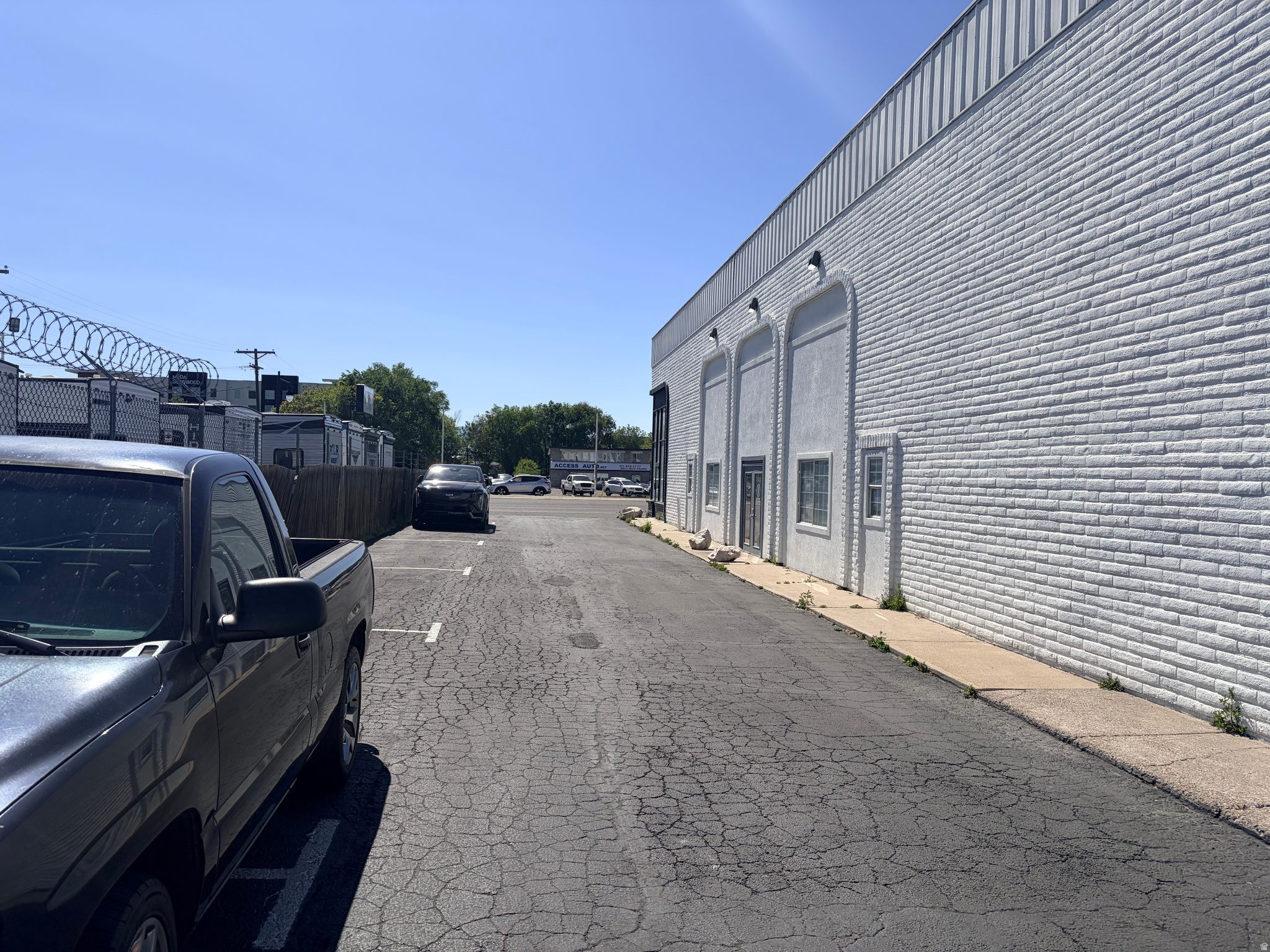 TEN AC PLAT A - Commercial Lease
