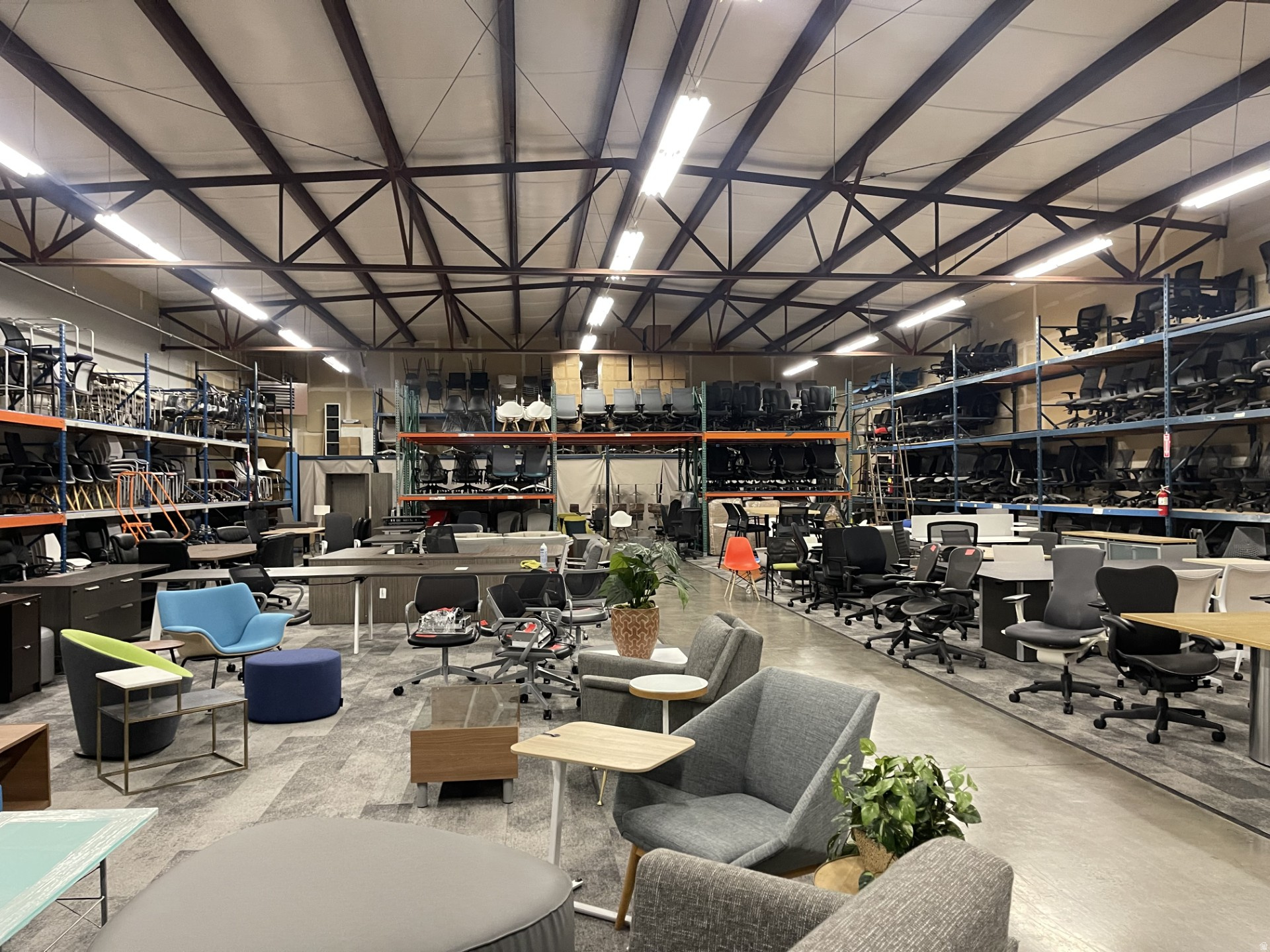 TEN AC PLAT A - Commercial Lease