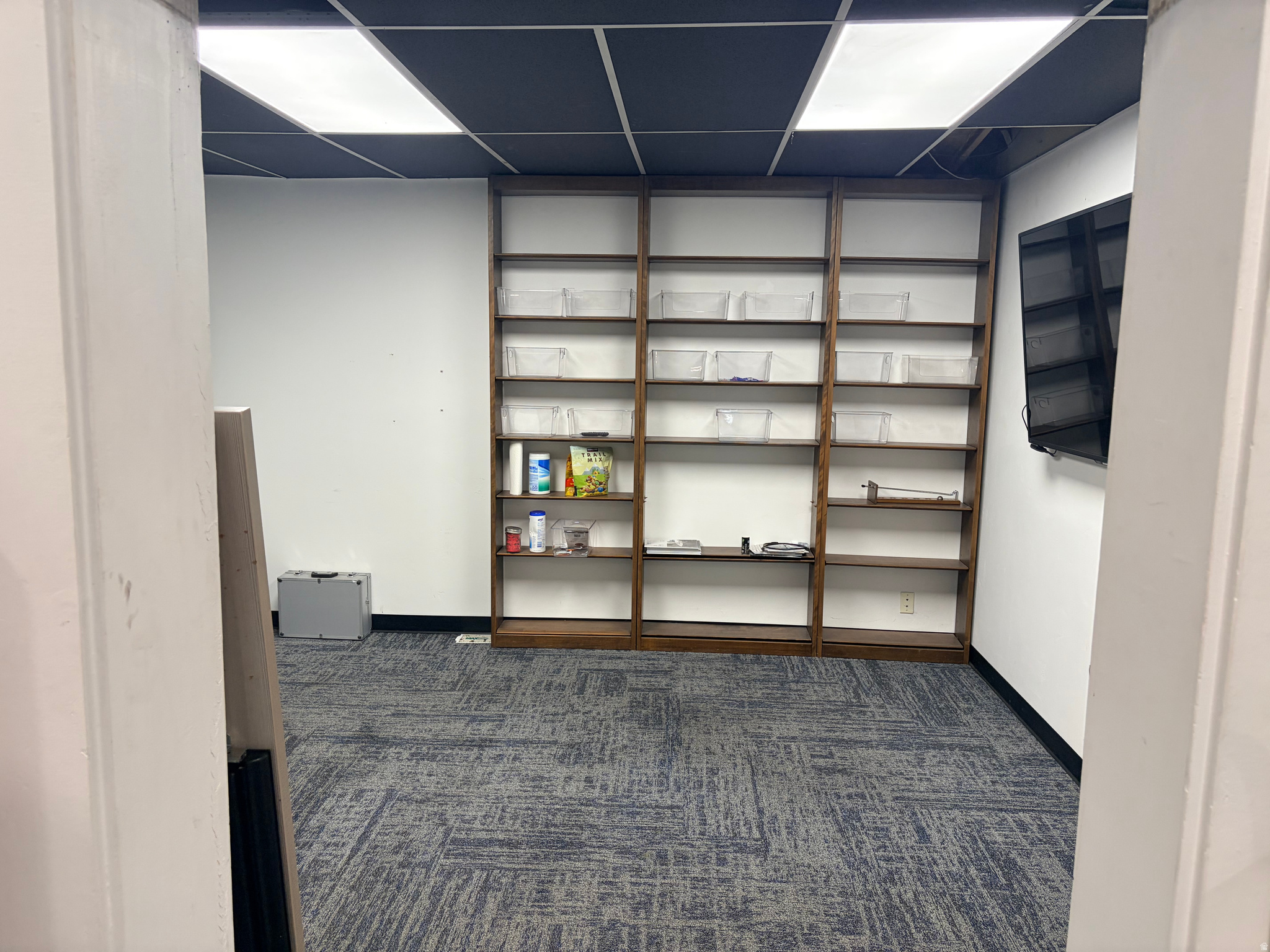 TEN AC PLAT A - Commercial Lease