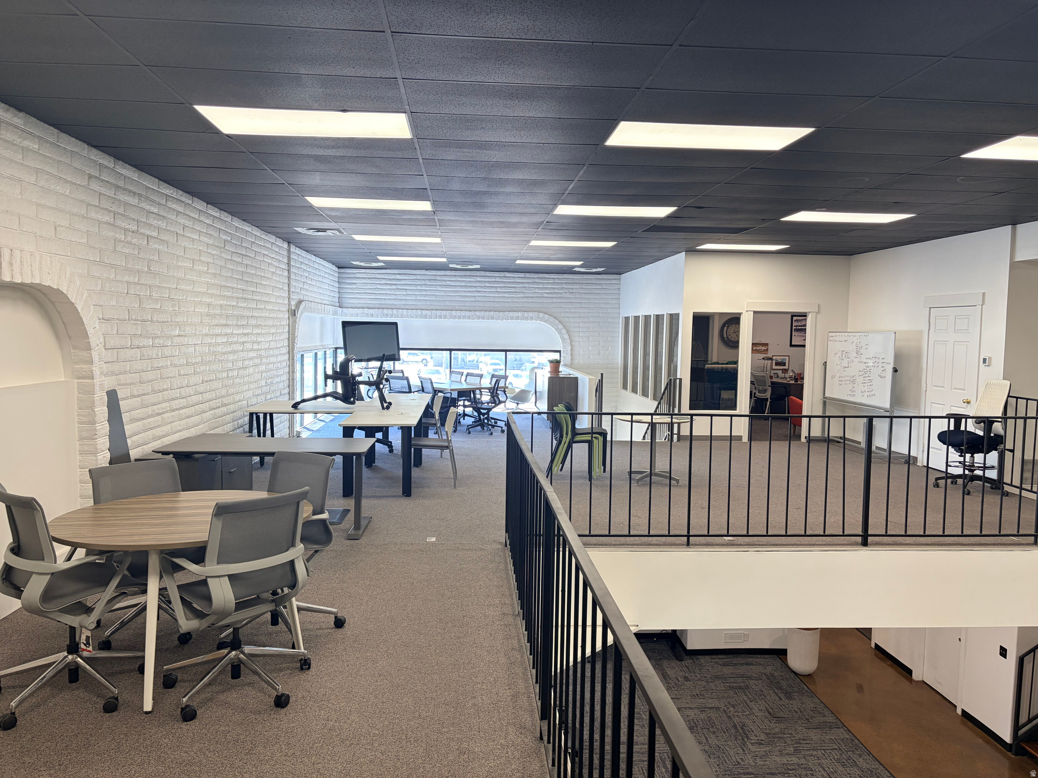 TEN AC PLAT A - Commercial Lease