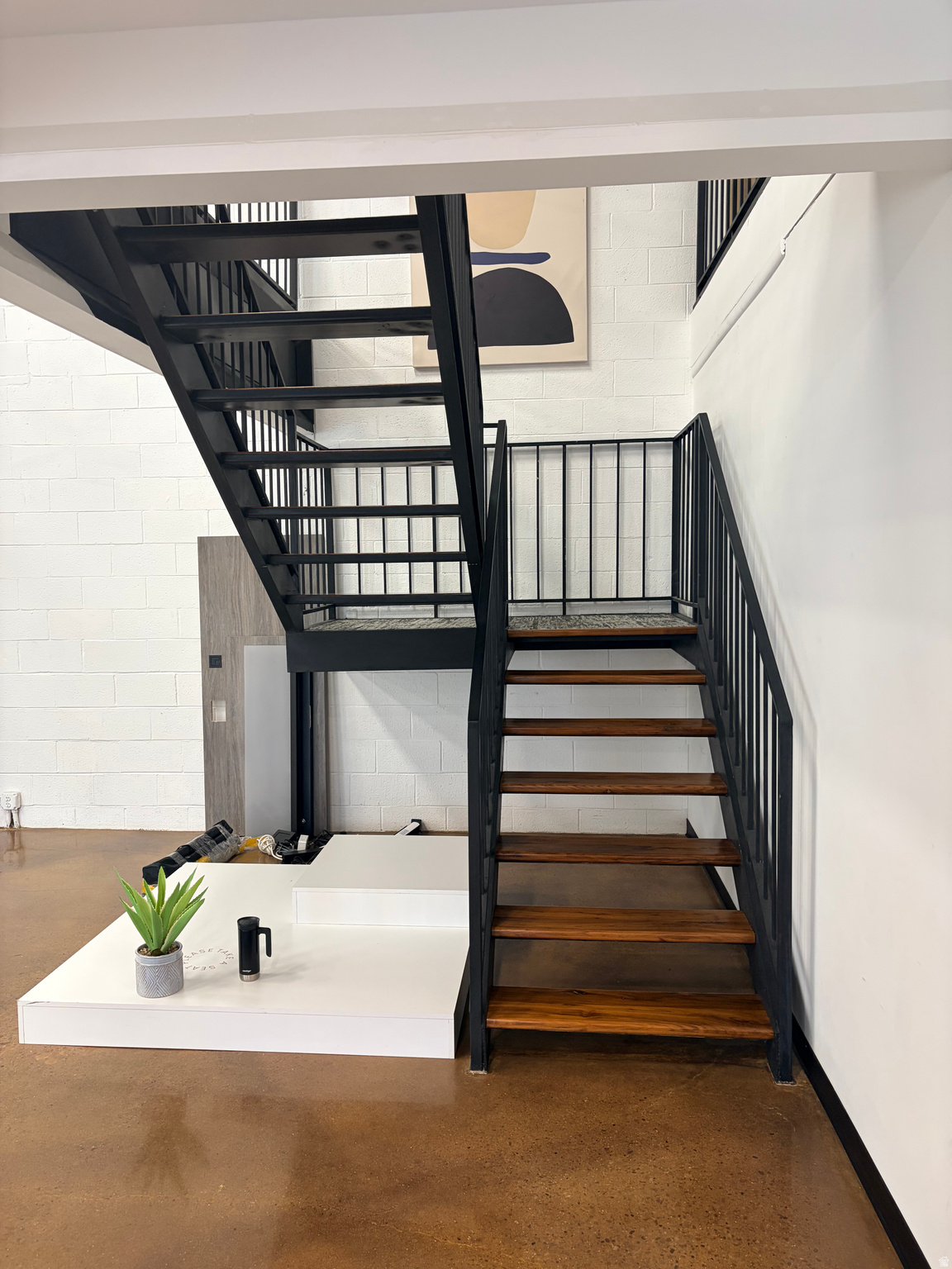 TEN AC PLAT A - Commercial Lease