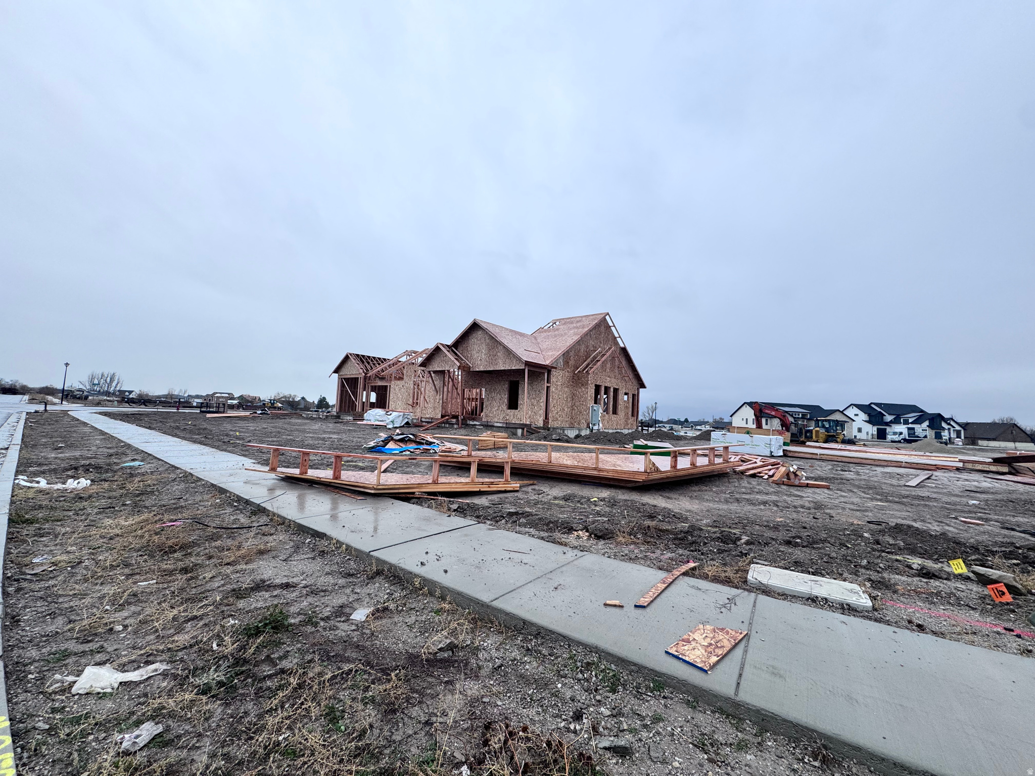 WHISPER HOLLOW ESTATES - Land
