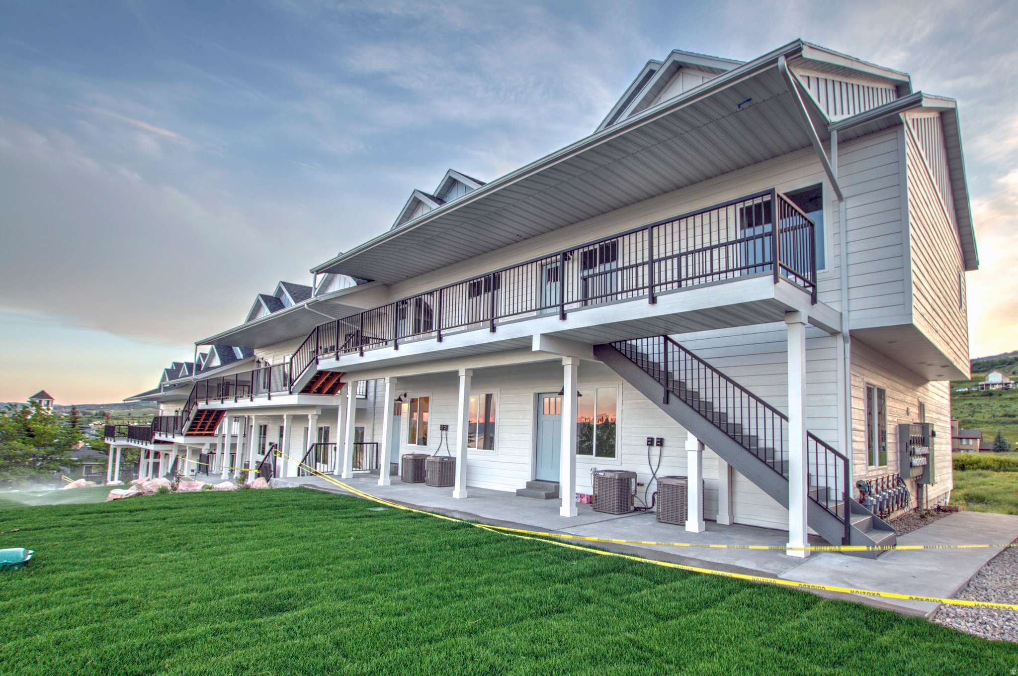 HARBOR VIEW TOWNHOMES - Residential