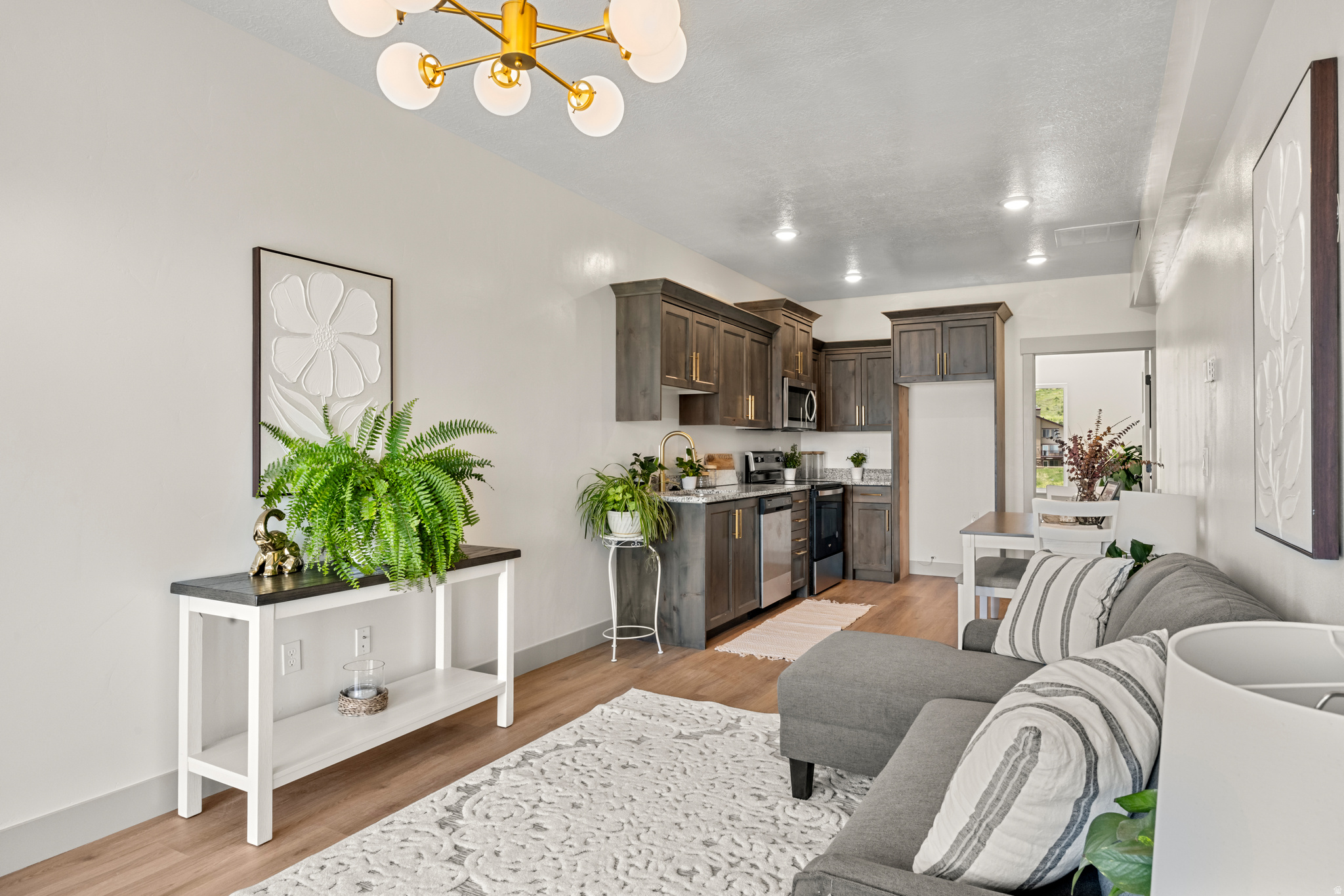 HARBOR VIEW TOWNHOMES - Residential