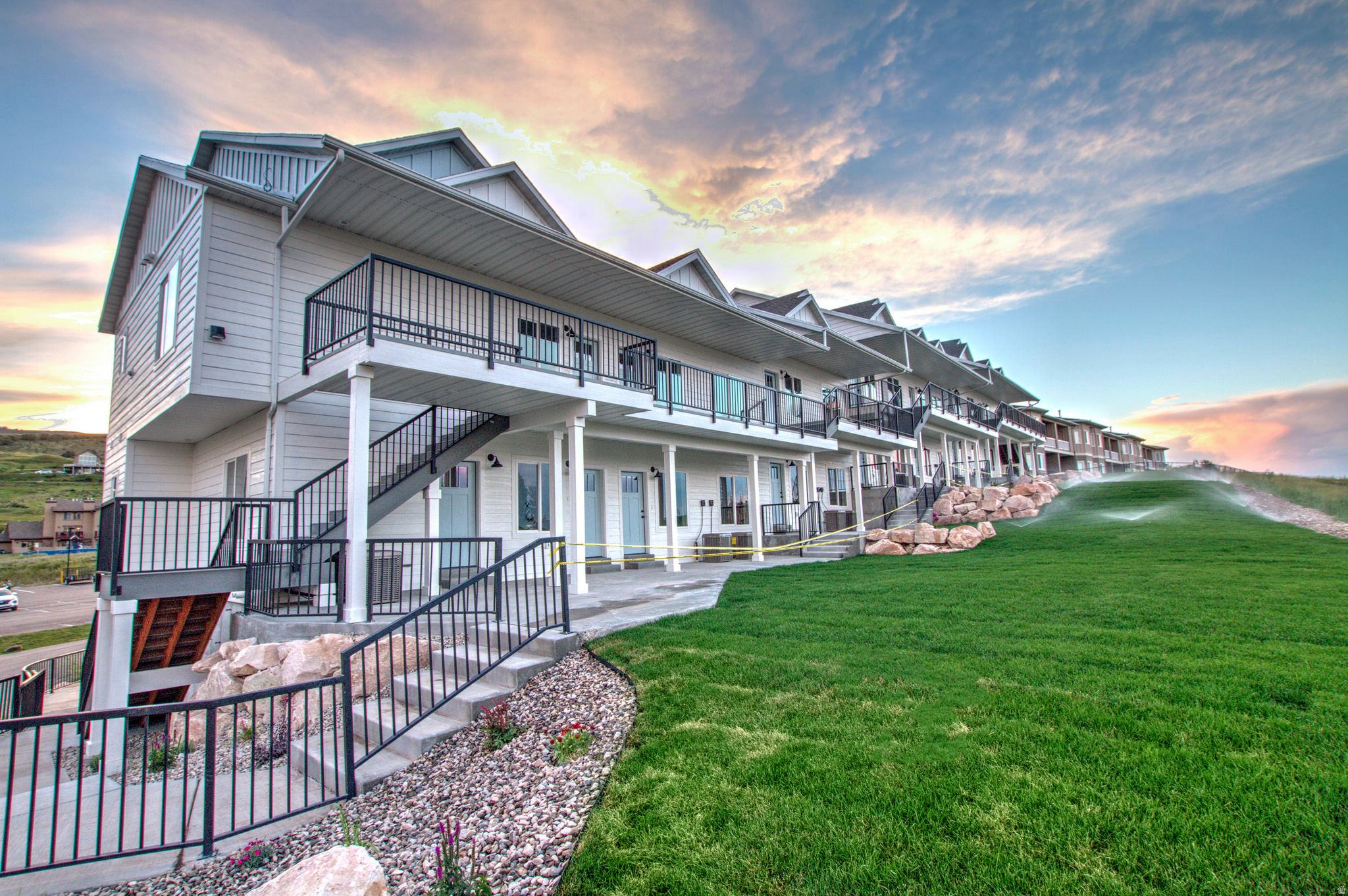 HARBOR VIEW TOWNHOMES - Residential