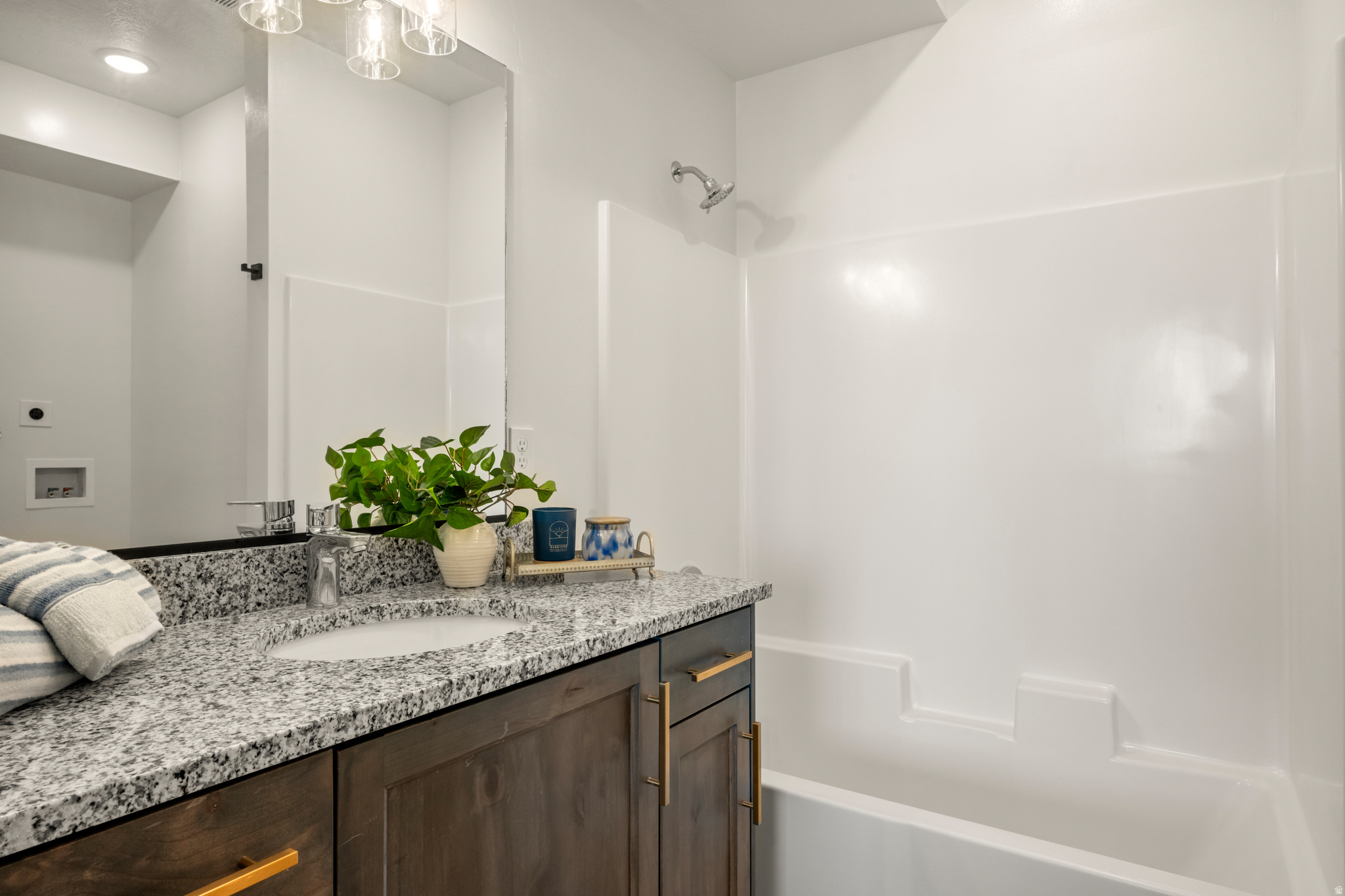 HARBOR VIEW TOWNHOMES - Residential