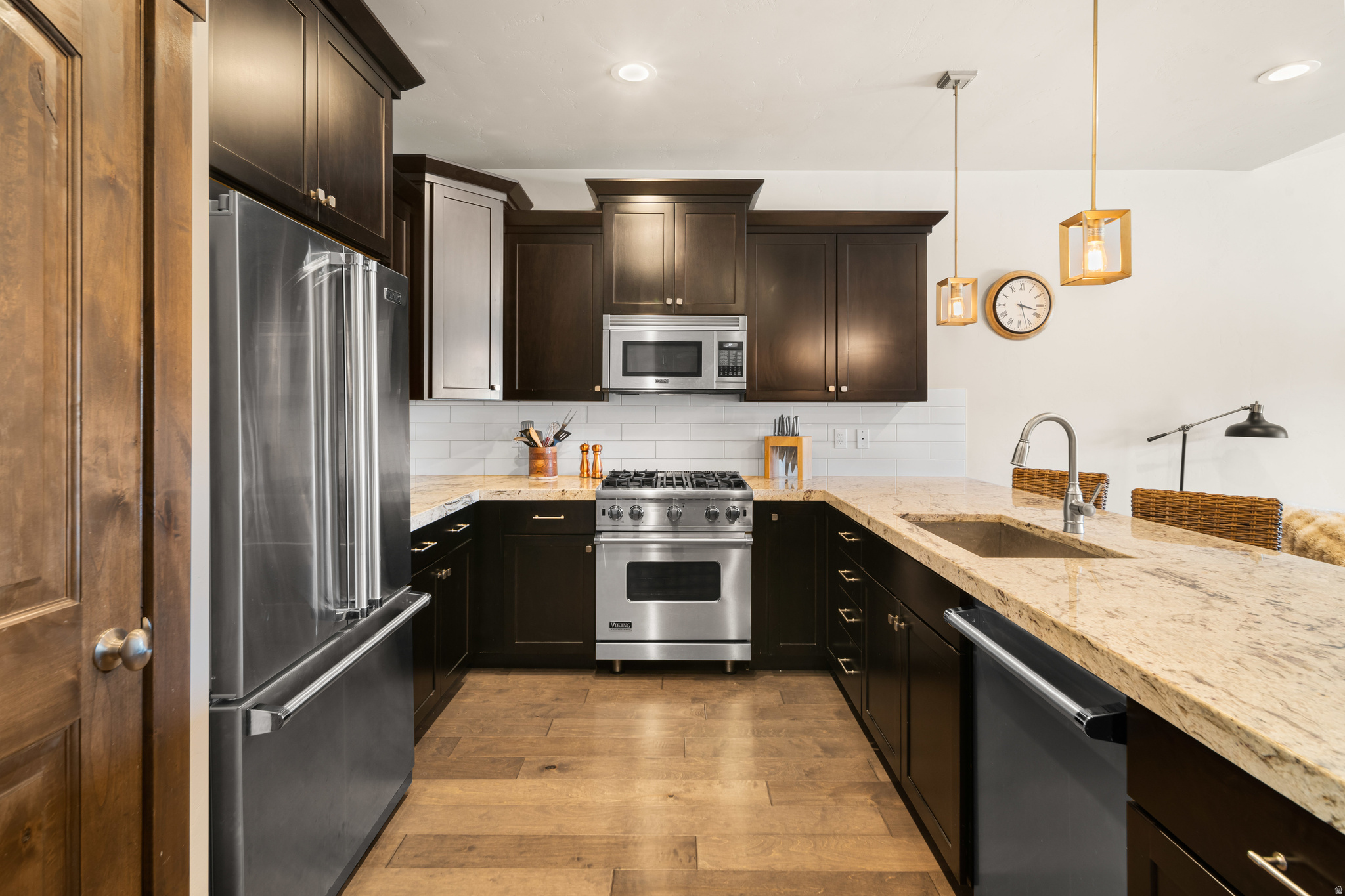 BLACK ROCK RIDGE - Residential