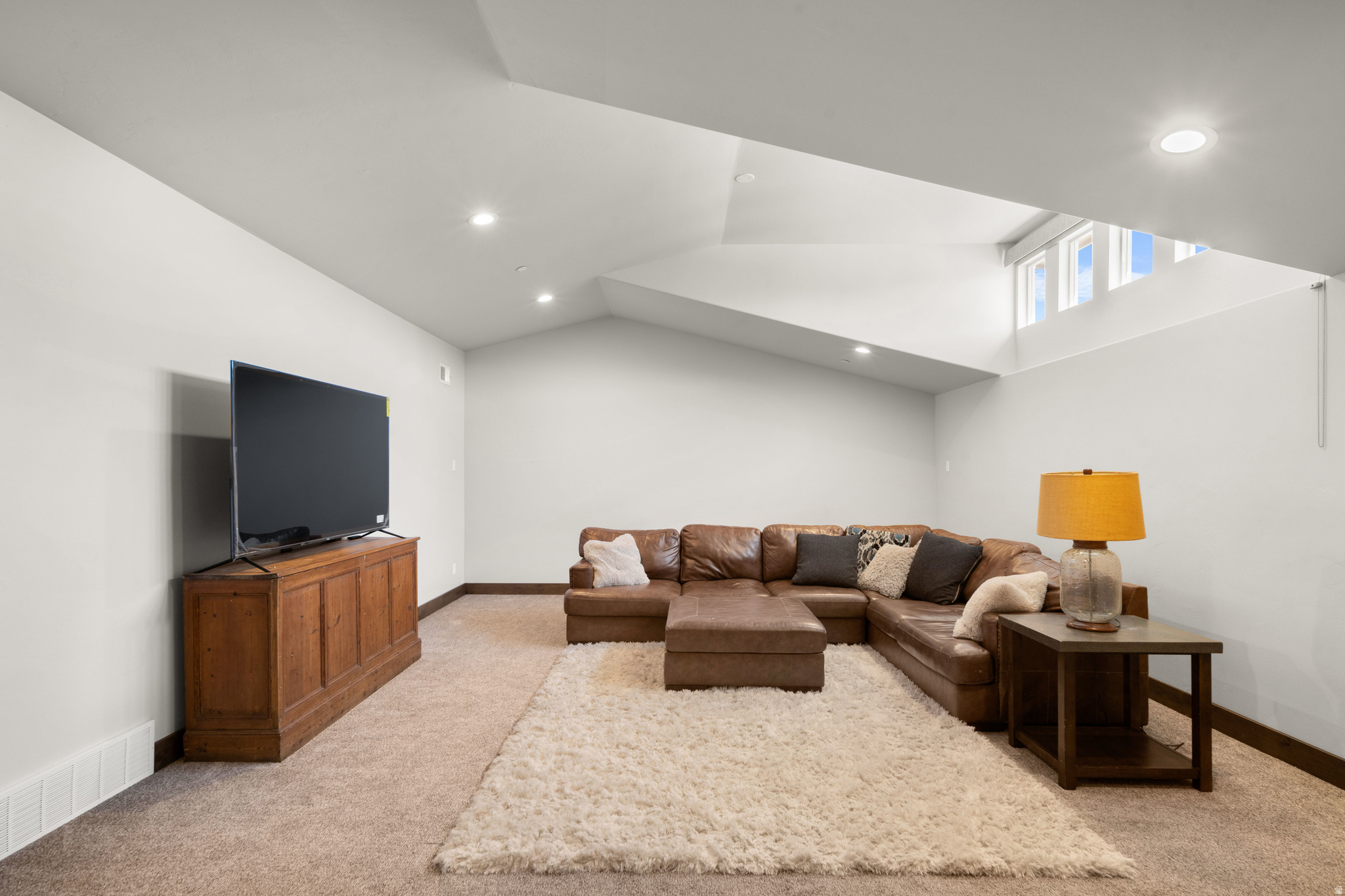 BLACK ROCK RIDGE - Residential